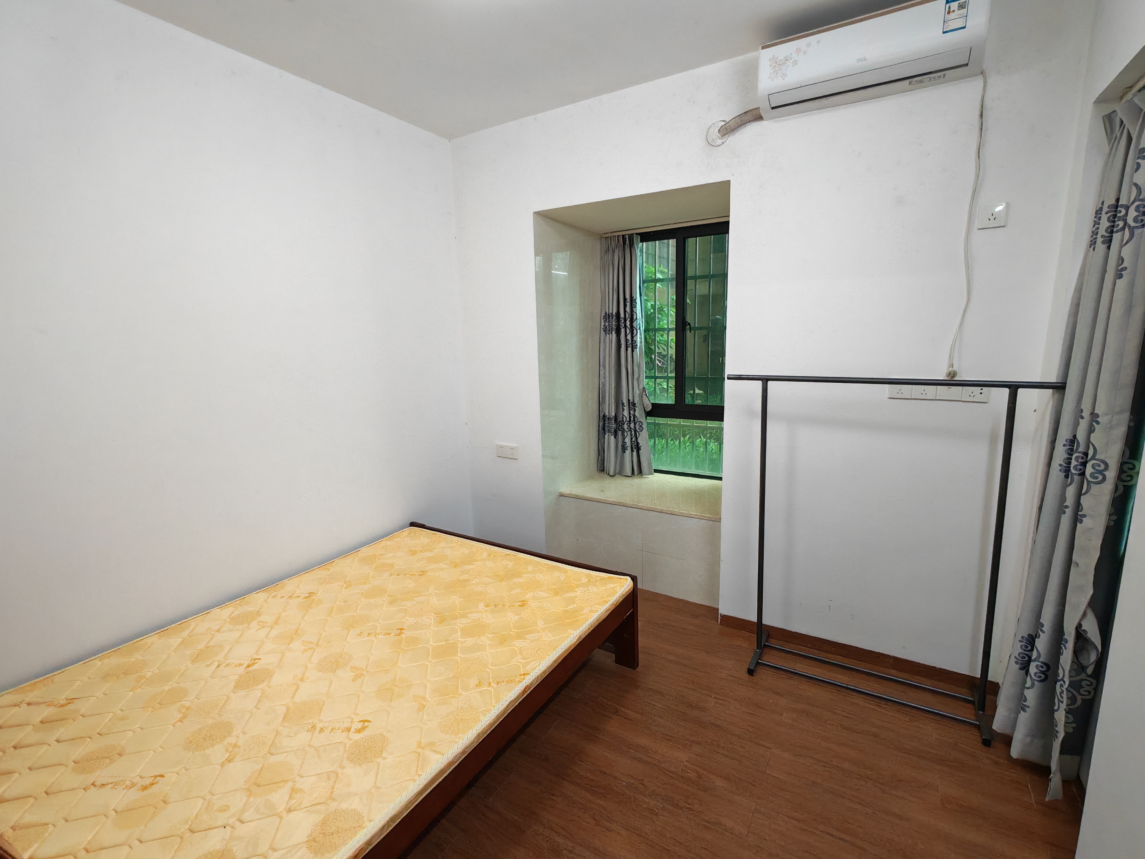 棕榈园(椰海新城3期) 2室1厅1卫 2300.0元/月 棕榈园(椰海新城3期) 2室1厅1卫 2300.0元/月室内图