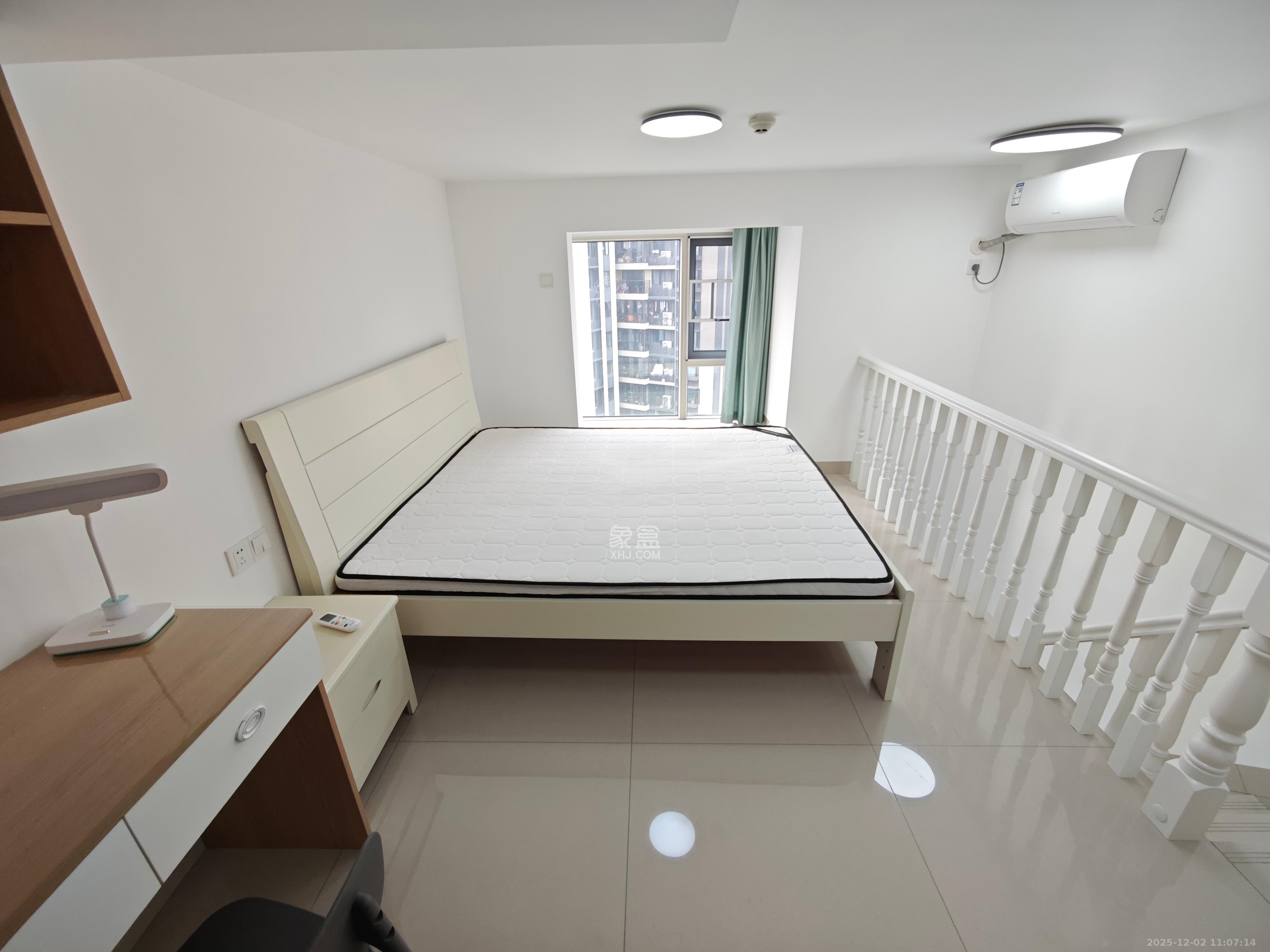 万科金色梦想B区  1室1厅1卫    1988.0元/月室内图