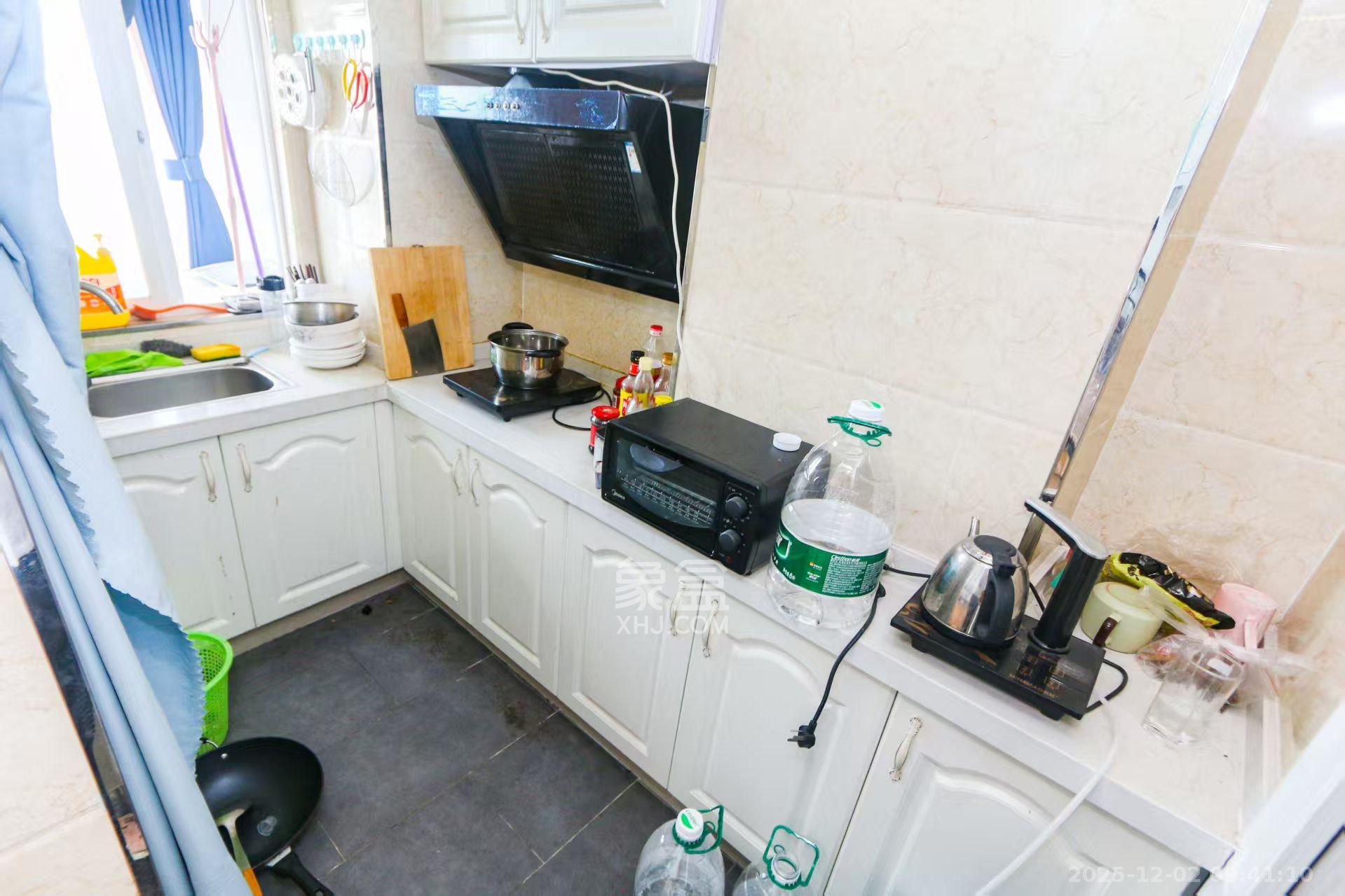 金鼎公园尚 1室1厅0卫 1100.0元/月 金鼎公园尚 1室1厅0卫 1100.0元/月室内图