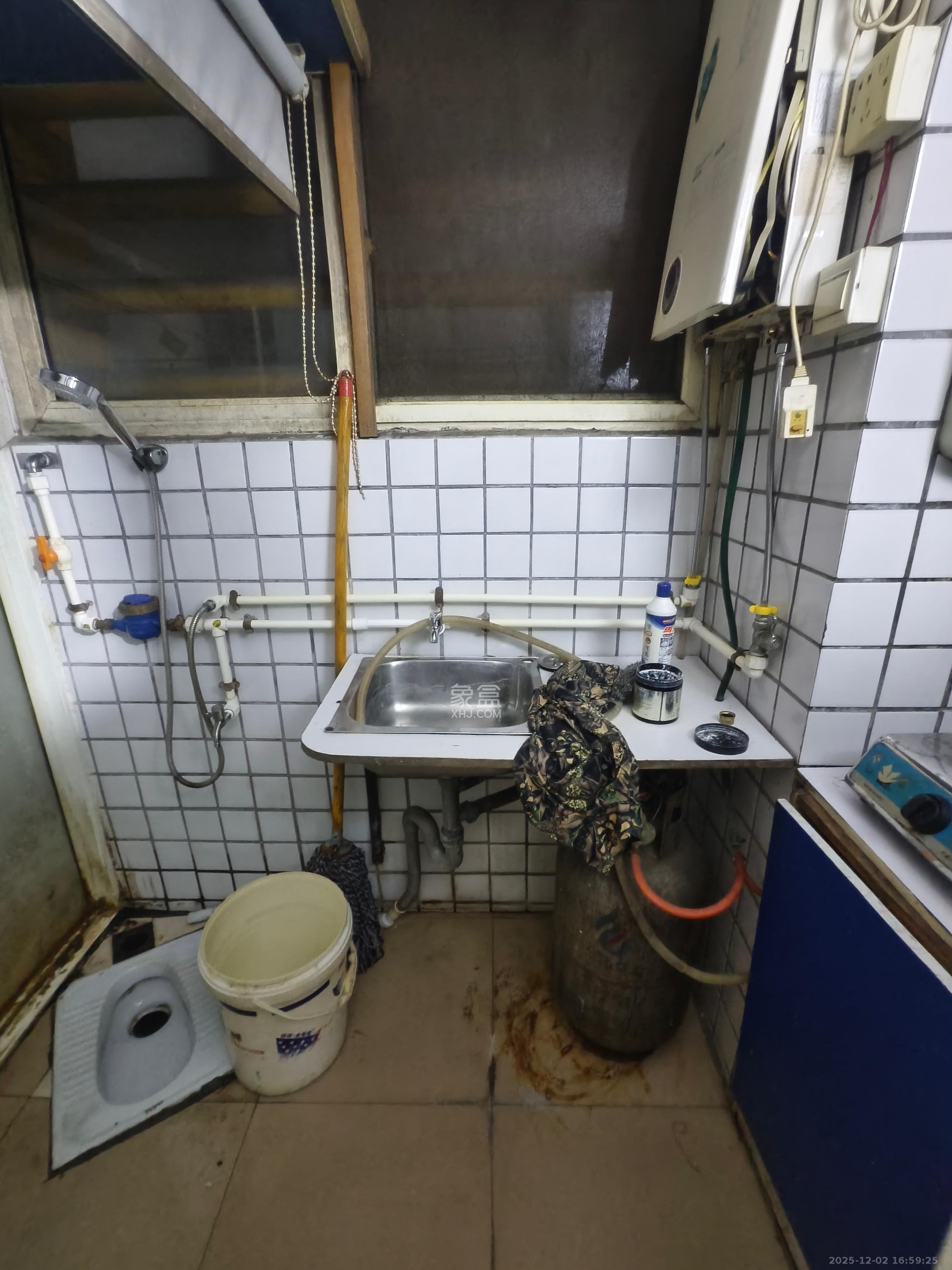 都市E站  1室1厅1卫    650.0元/月室内图