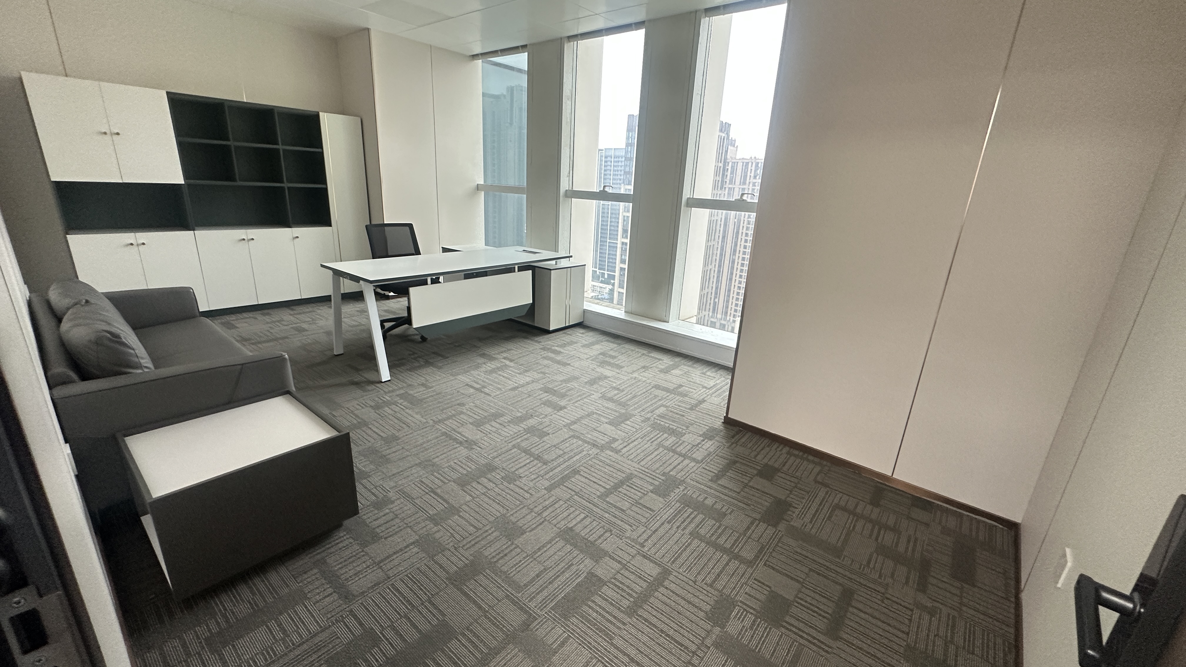 海南大厦   308.6㎡      15000.0元/月室内图