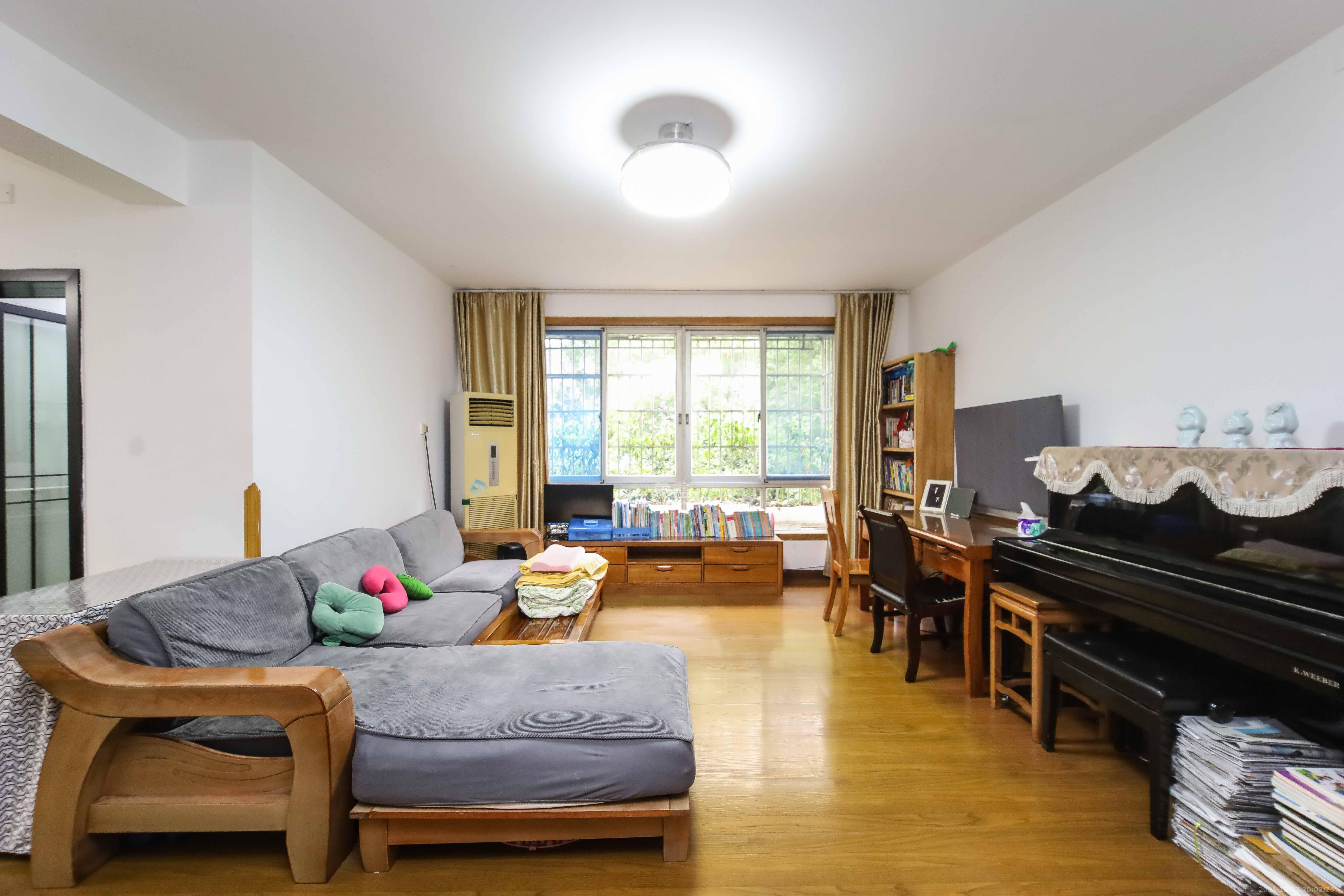 新世纪家园  2室2厅1卫    75.0万