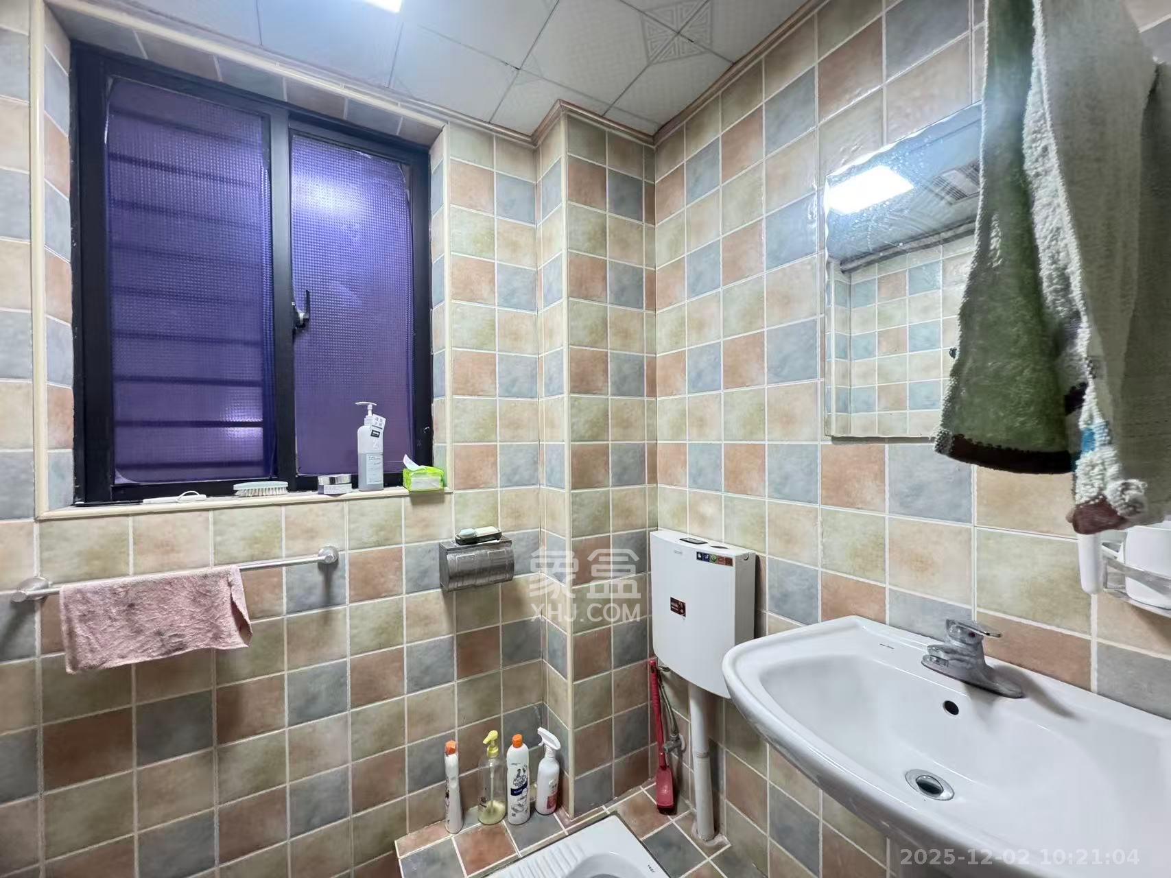 湘腾琴岛 3室2厅1卫 2500.0元/月 湘腾琴岛 3室2厅1卫 2500.0元/月室内图