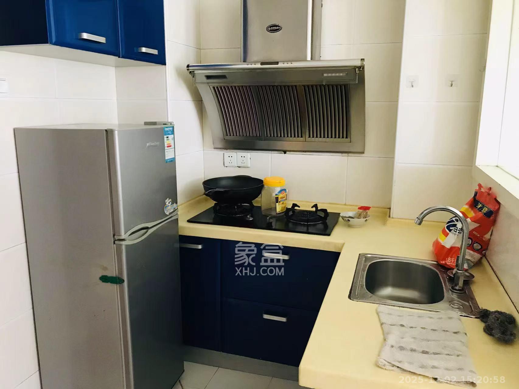 岳泰理想城 1室1厅1卫 1600.0元/月 岳泰理想城 1室1厅1卫 1600.0元/月室内图