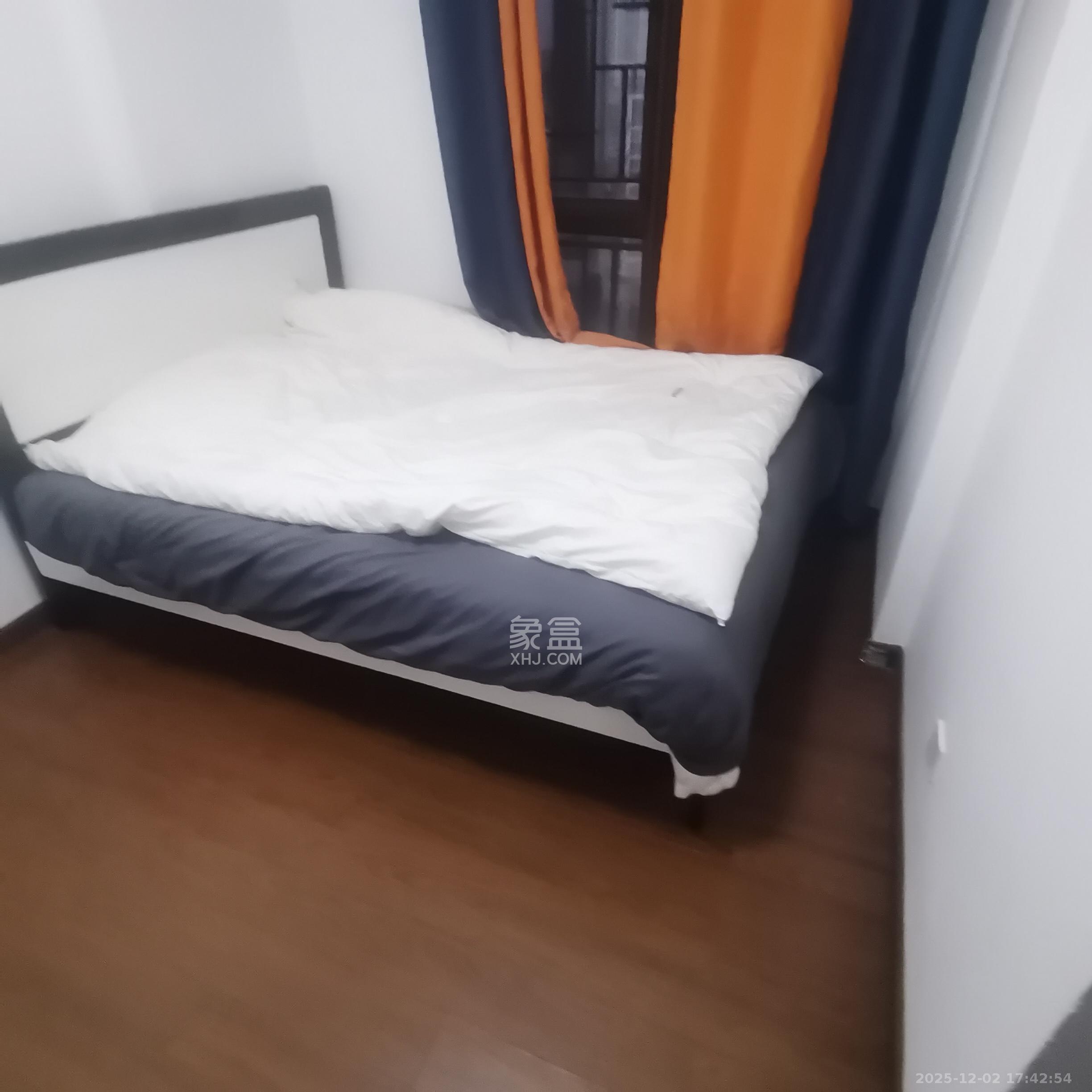 万科金域华府一期 3室1厅1卫 2150.0元/月 万科金域华府一期 3室1厅1卫 2150.0元/月室内图