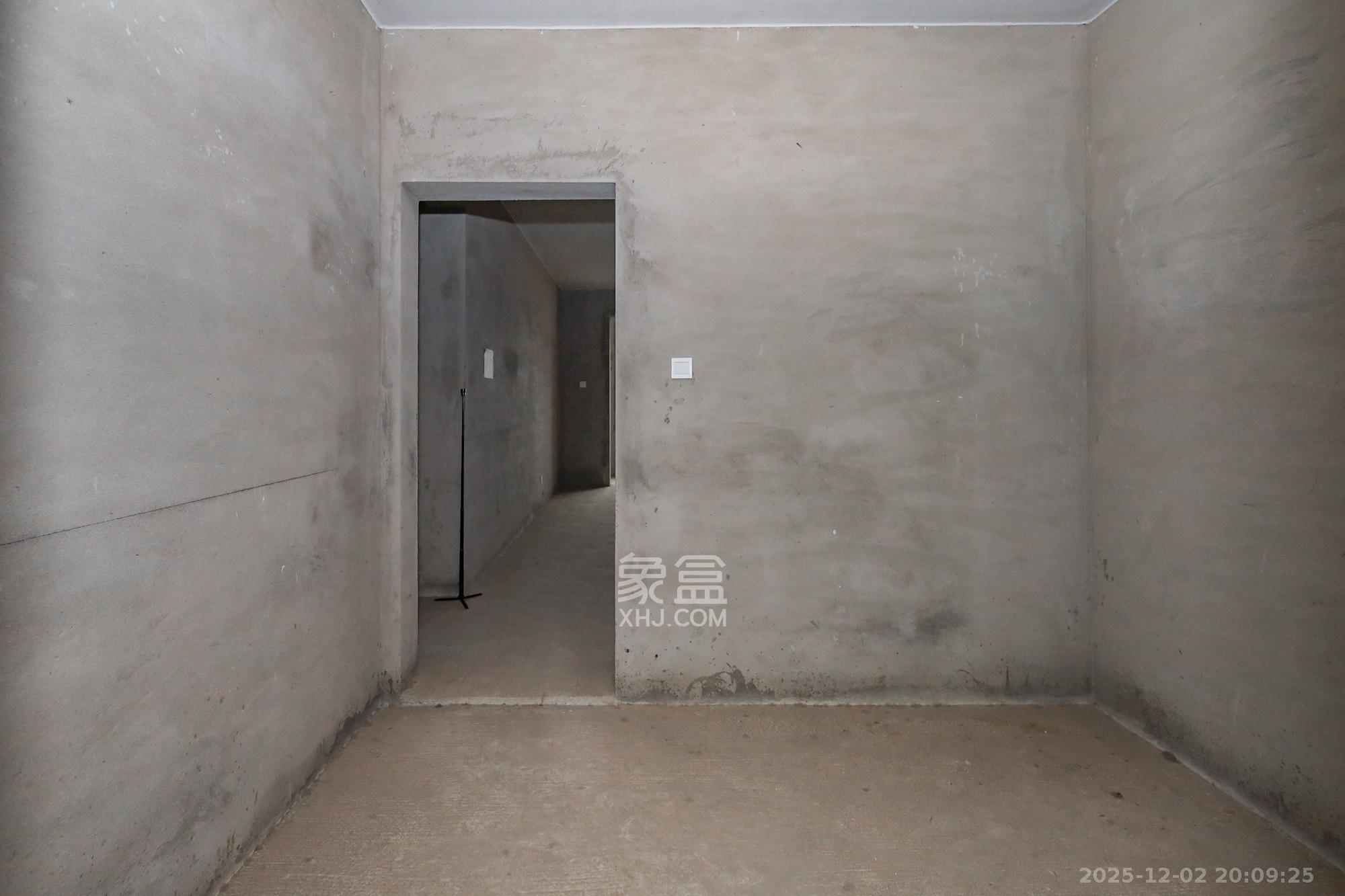 八方小区C区 4室2厅2卫 508.0万 八方小区C区 4室2厅2卫 508.0万卧室