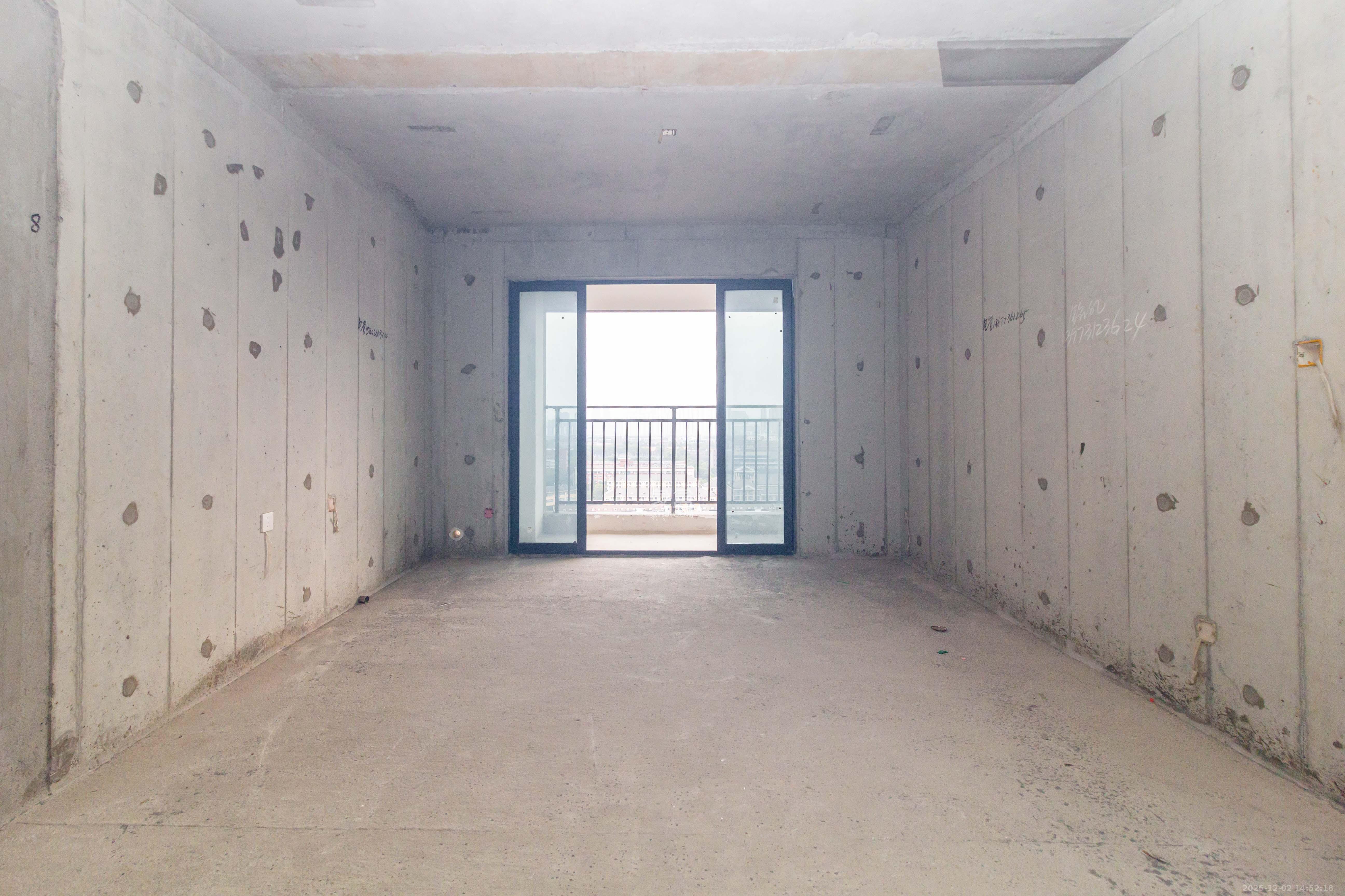 新力菩悦星都汇  4室2厅2卫    128.0万