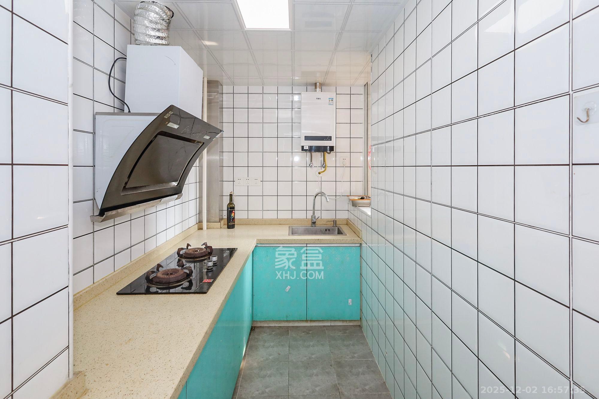 新诚小区  2室1厅1卫    1800.0元/月室内图