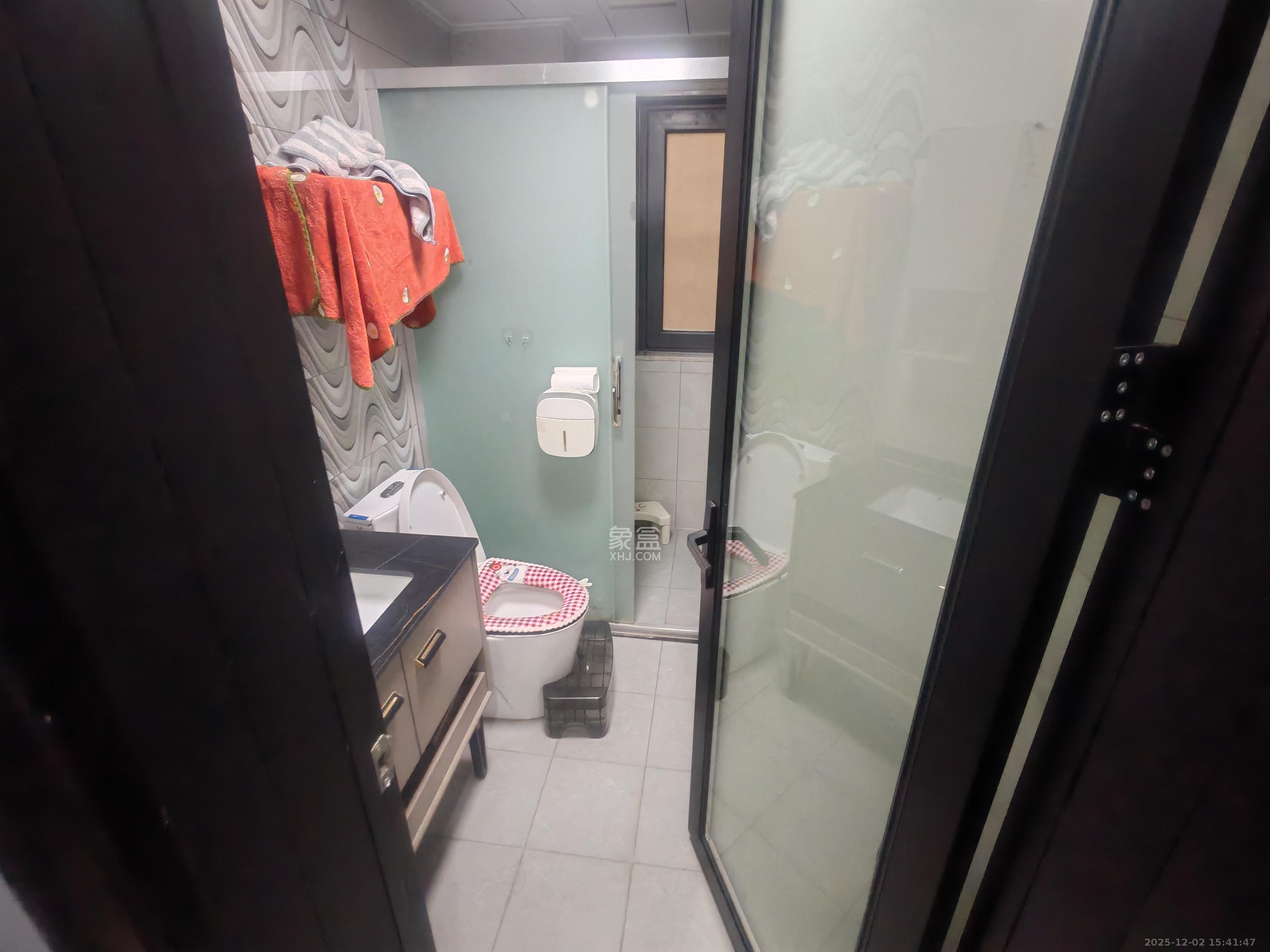 中建芙蓉嘉苑 3室2厅2卫 2300.0元/月 中建芙蓉嘉苑 3室2厅2卫 2300.0元/月室内图