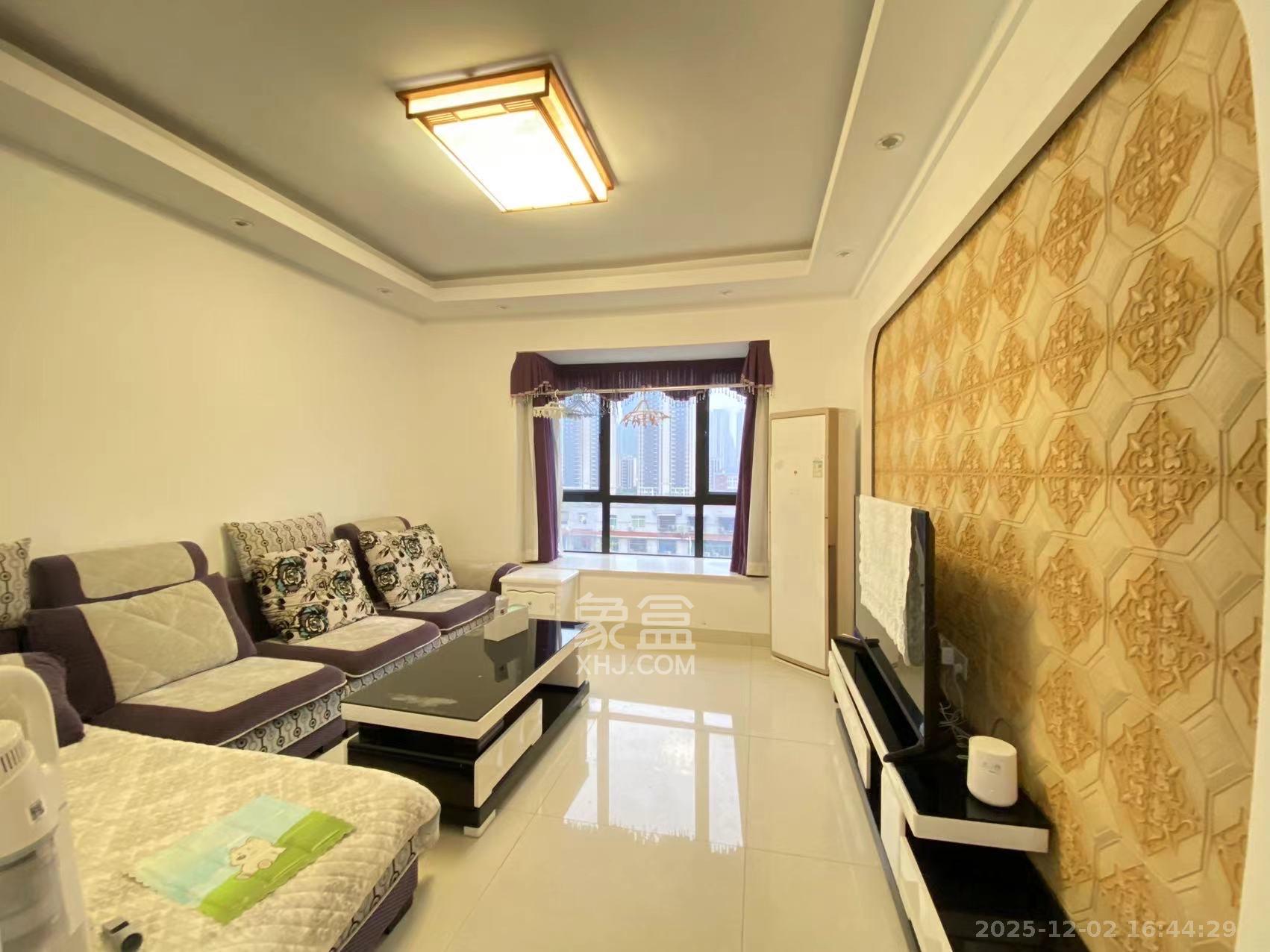 麓谷明珠  2室2厅1卫    2300.0元/月室内图1