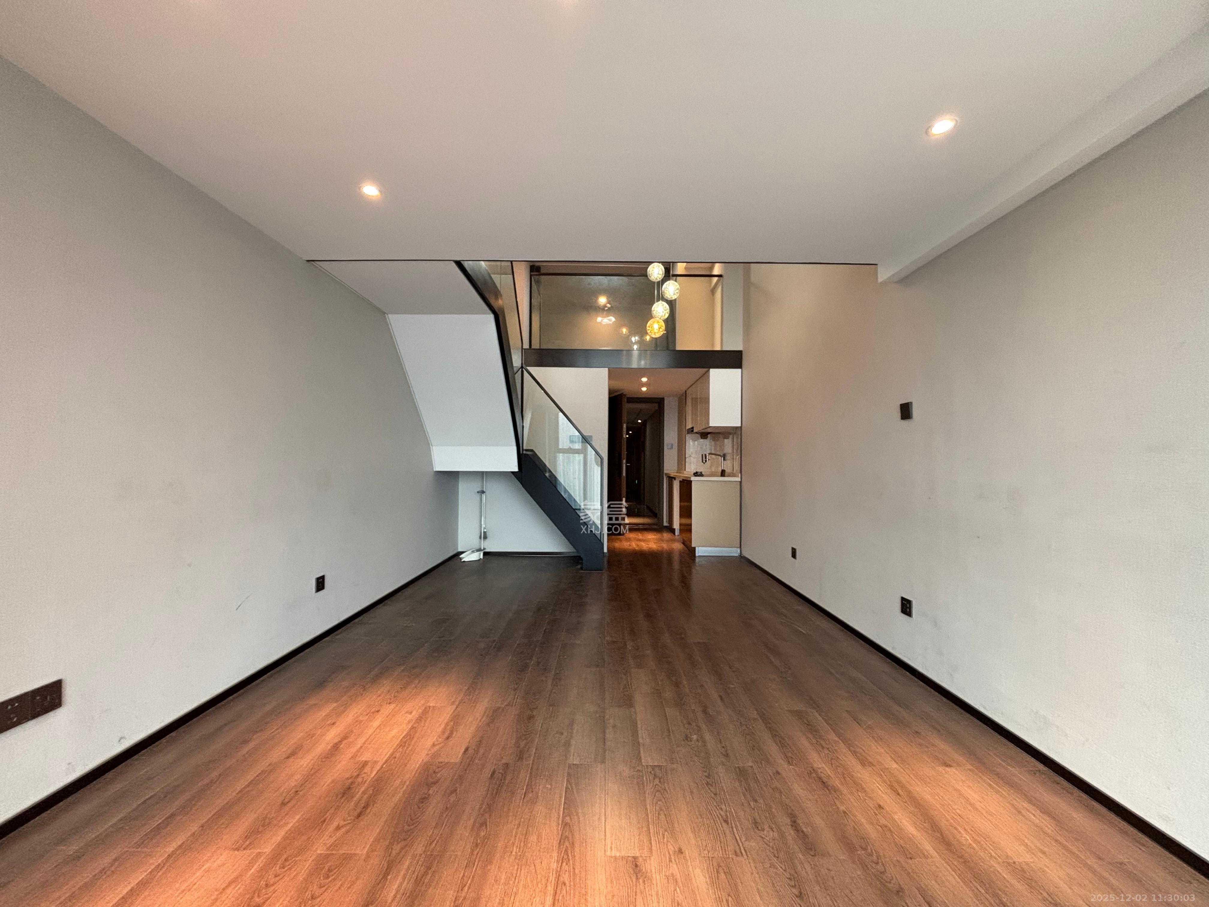 达美寰宇中心 2室1厅1卫 2800.0元/月 达美寰宇中心 2室1厅1卫 2800.0元/月室内图