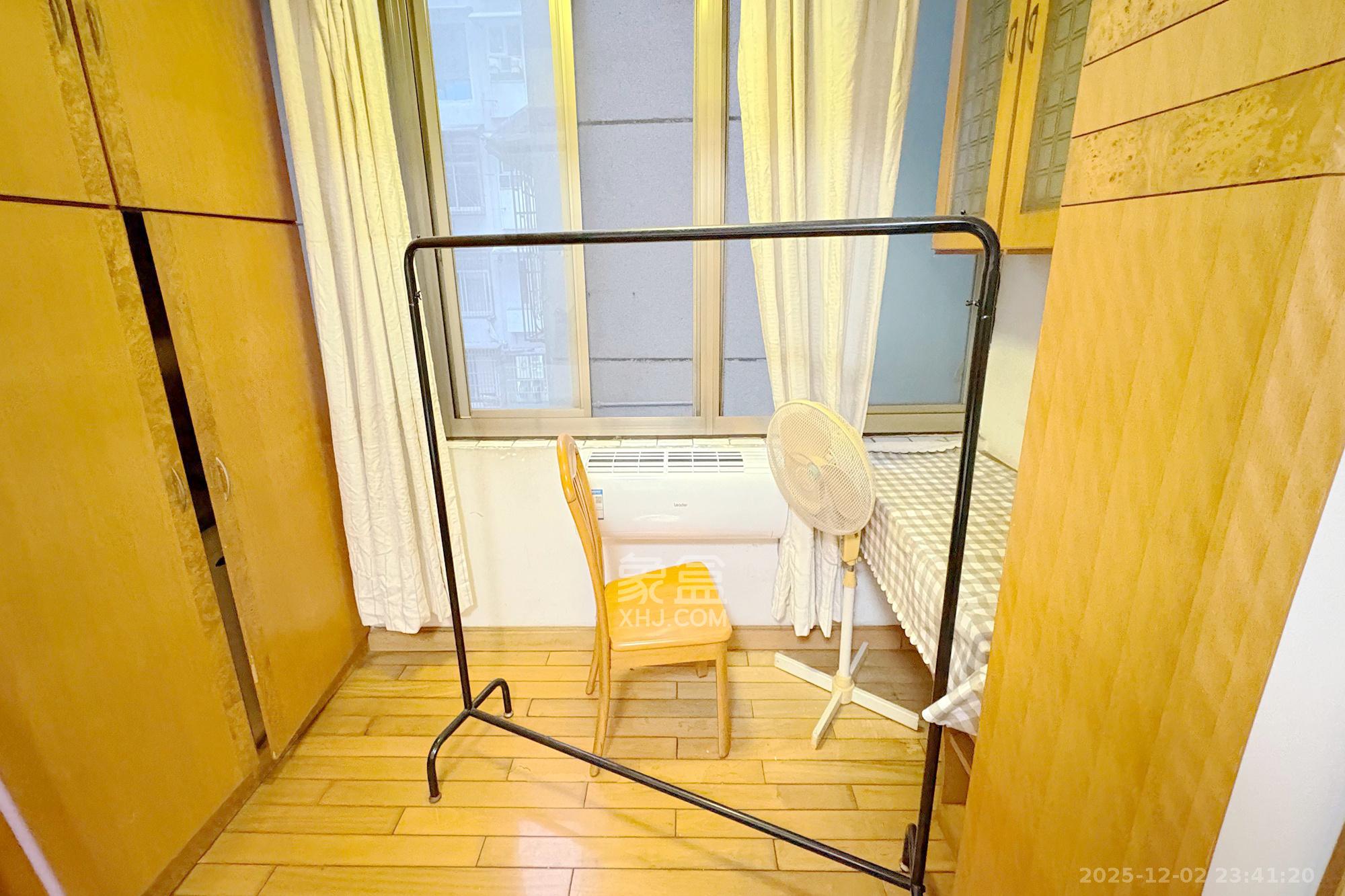 长勘小区  2室2厅1卫    43.8万阳台