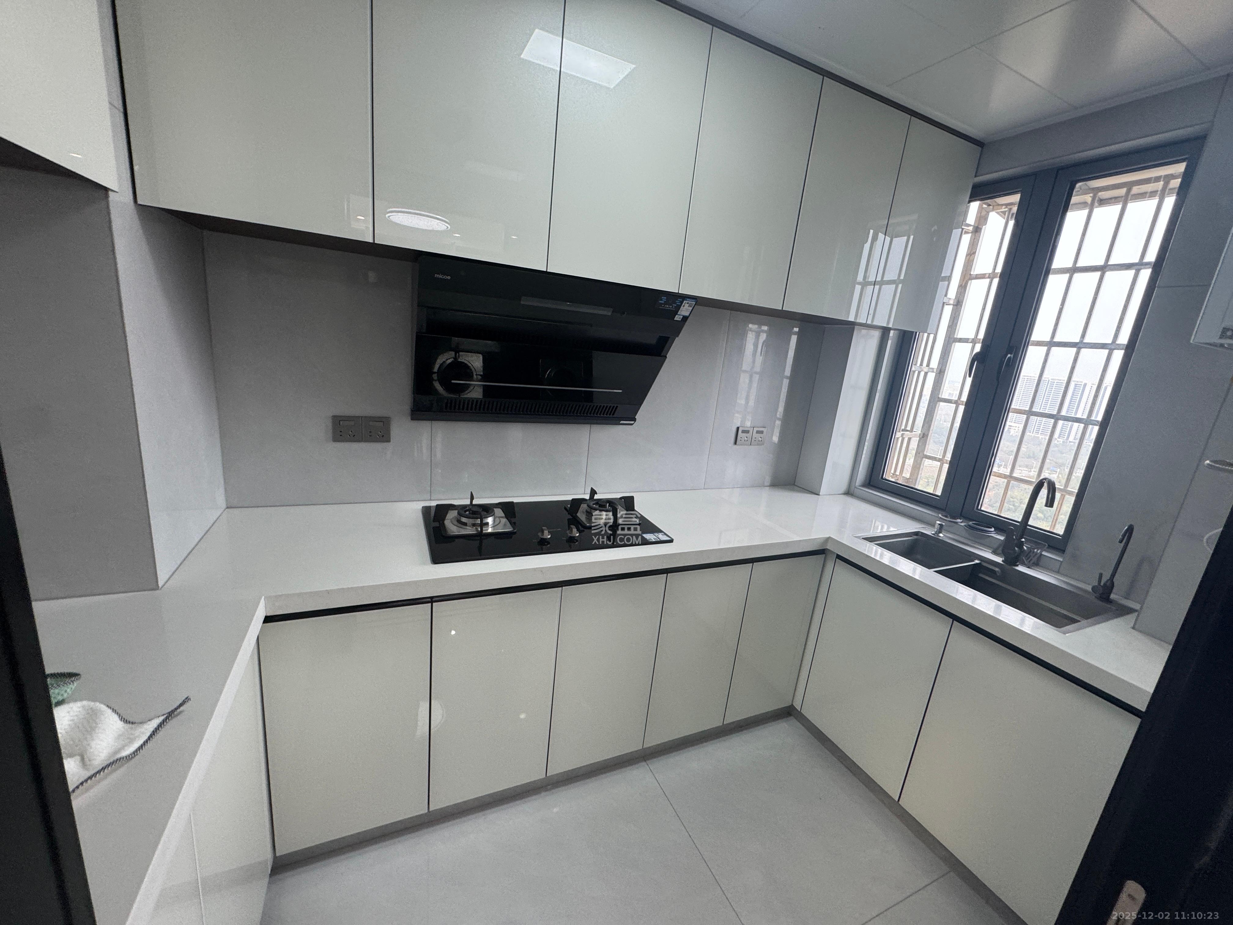 桥头家园三期 3室2厅2卫 2280.0元/月 桥头家园三期 3室2厅2卫 2280.0元/月室内图