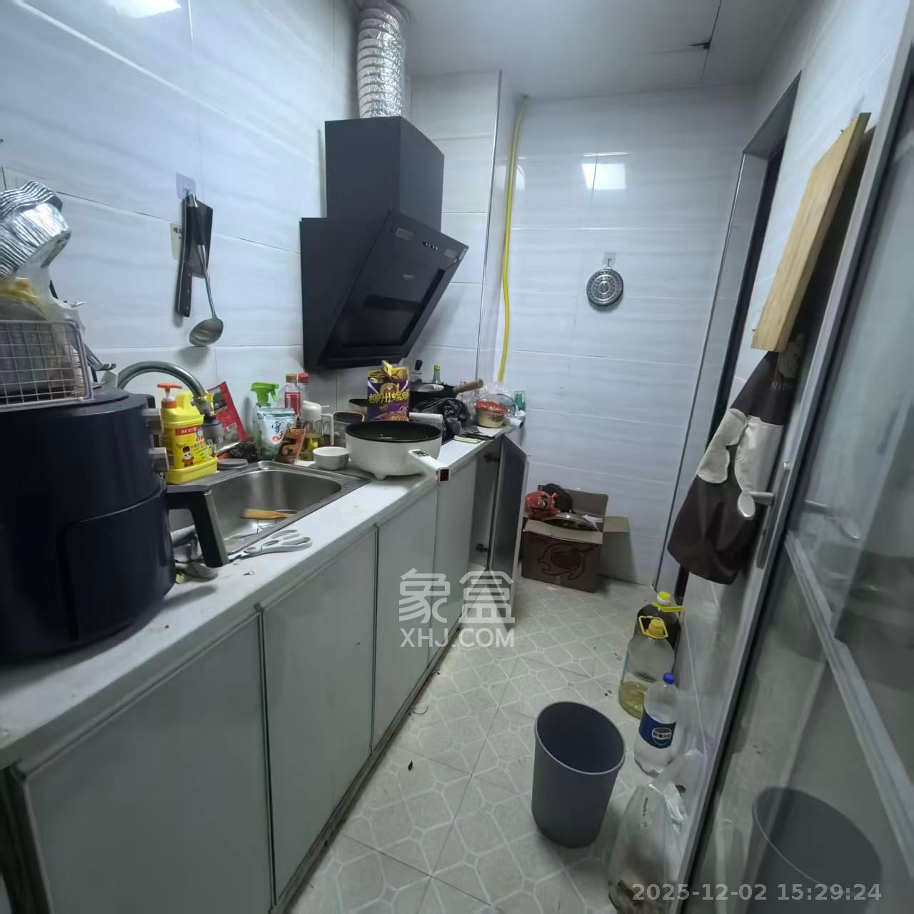 金房奥斯卡  1室1厅1卫    1300.0元/月室内图