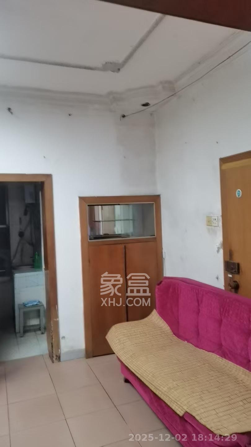 湖南工业贸易学校  2室1厅1卫    1100.0元/月室内图