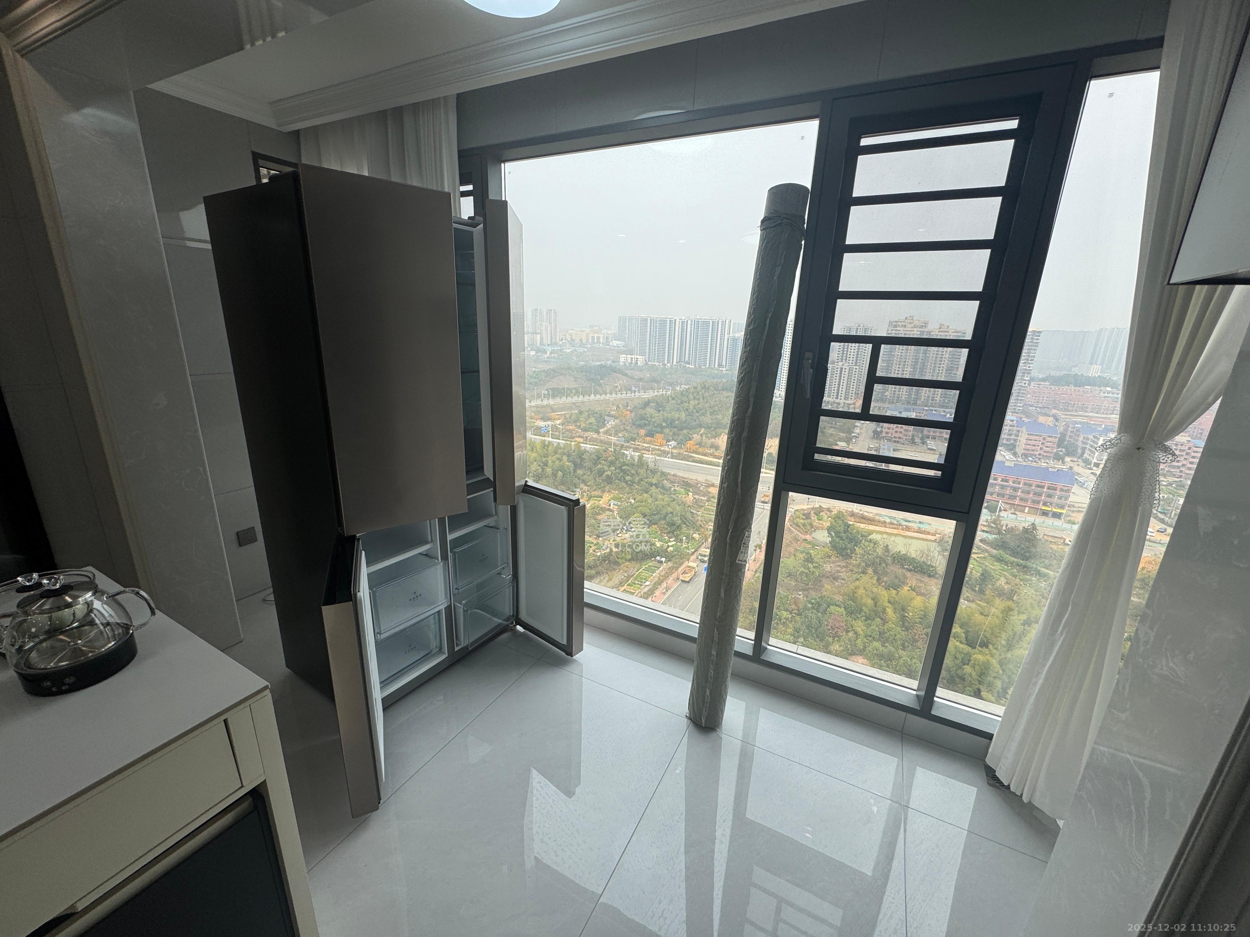 桥头家园三期 3室2厅2卫 2280.0元/月 桥头家园三期 3室2厅2卫 2280.0元/月室内图