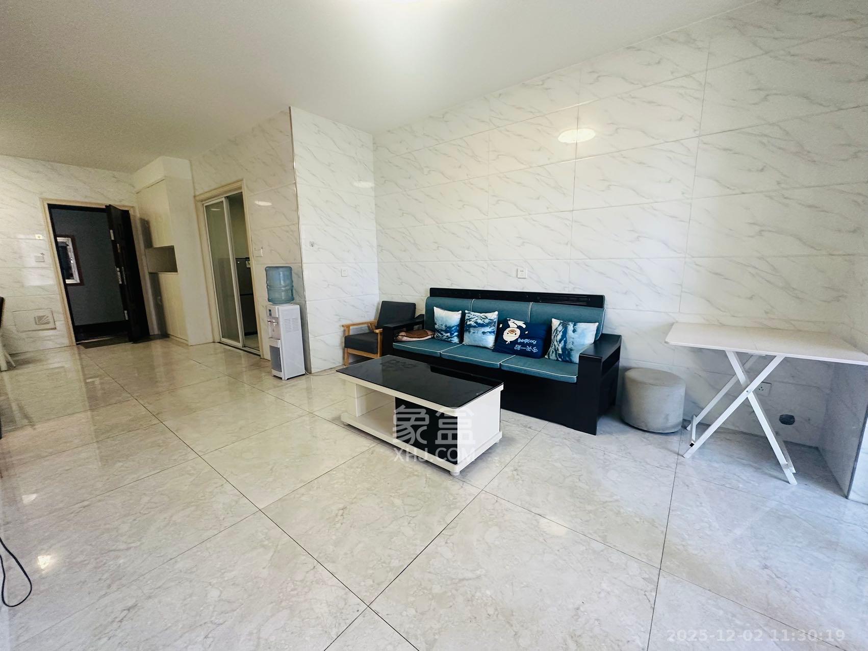 金地格林公馆  3室1厅1卫    2600.0元/月室内图