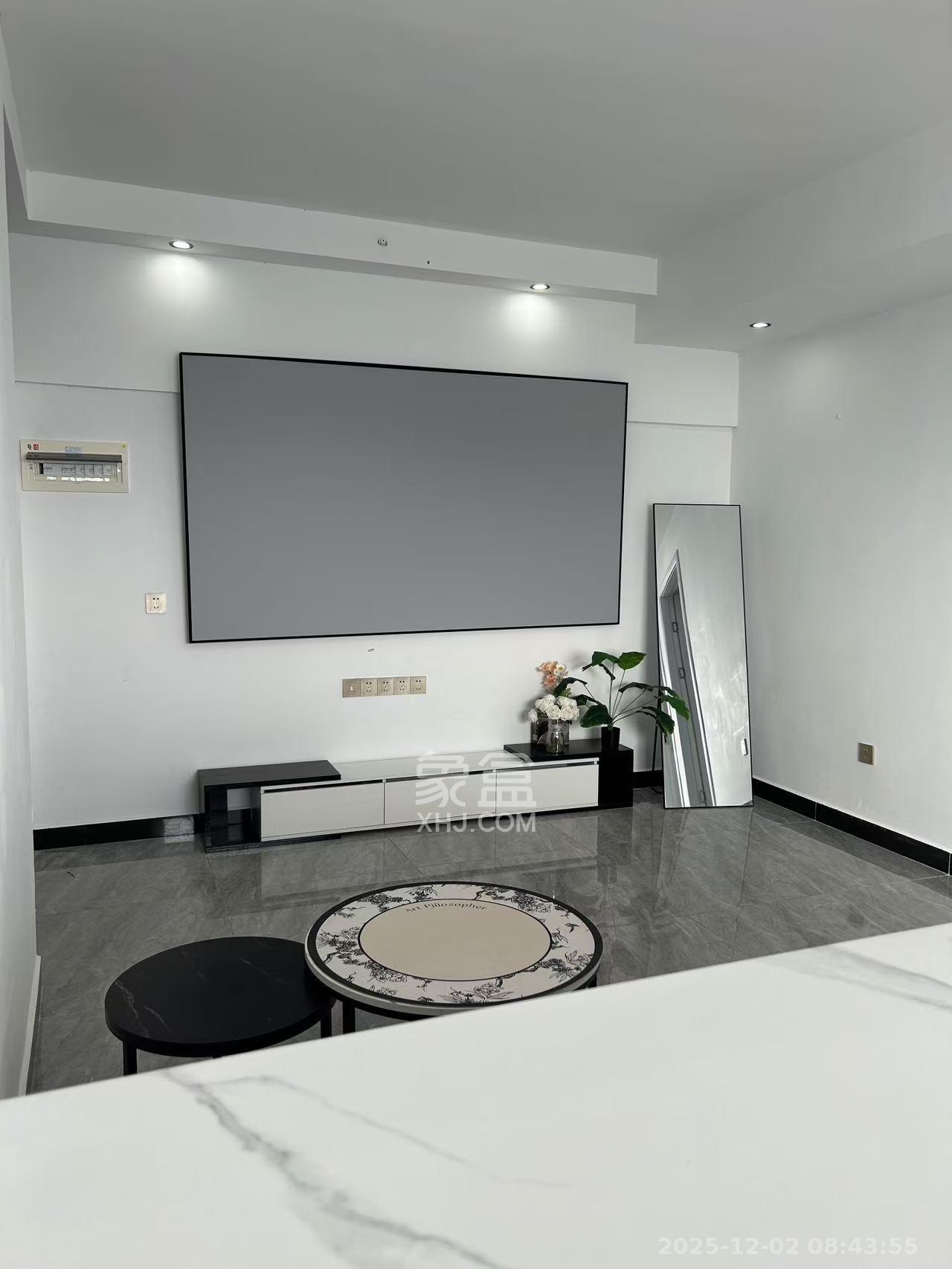 东怡外国（南湖一号)  2室1厅1卫    3600.0元/月