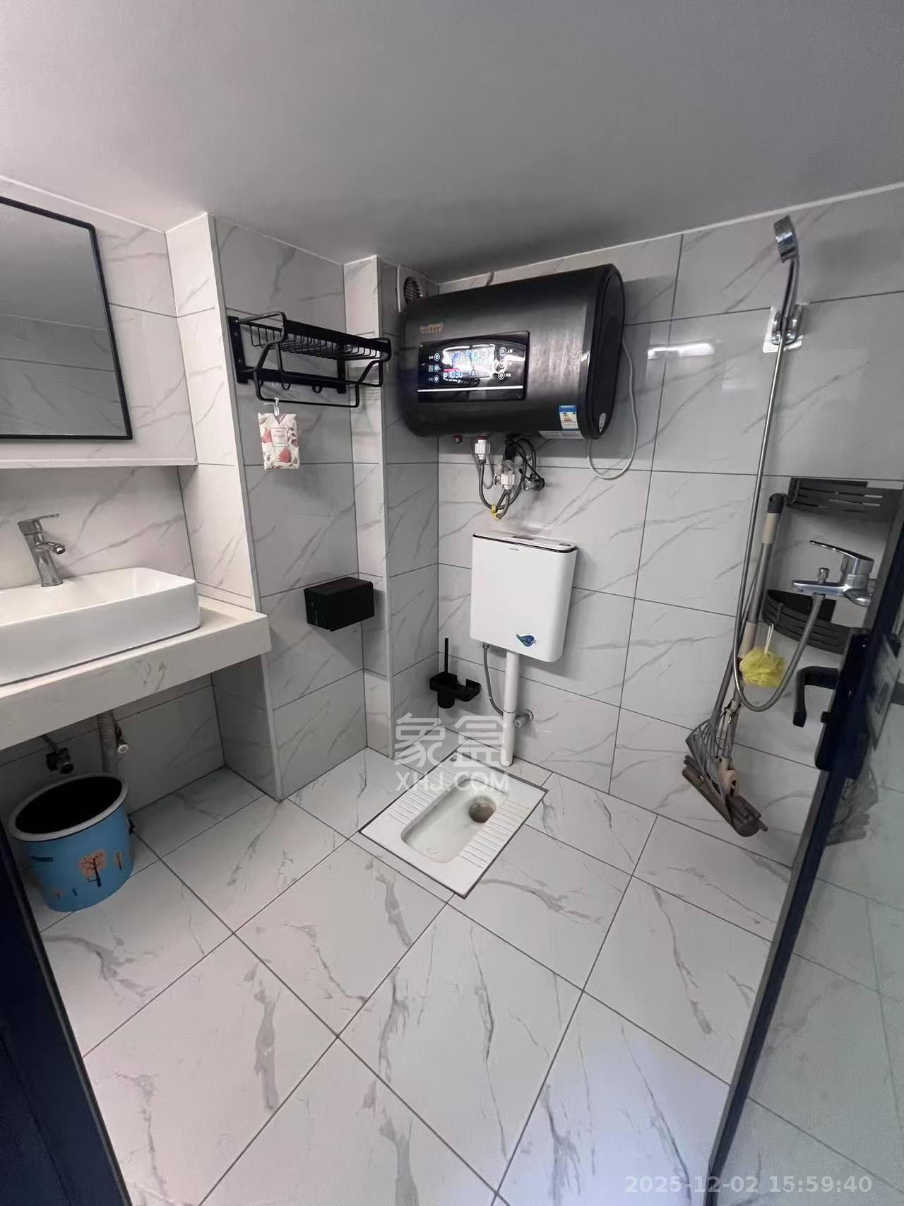 天麓轻奢国际  1室0厅0卫    1200.0元/月室内图