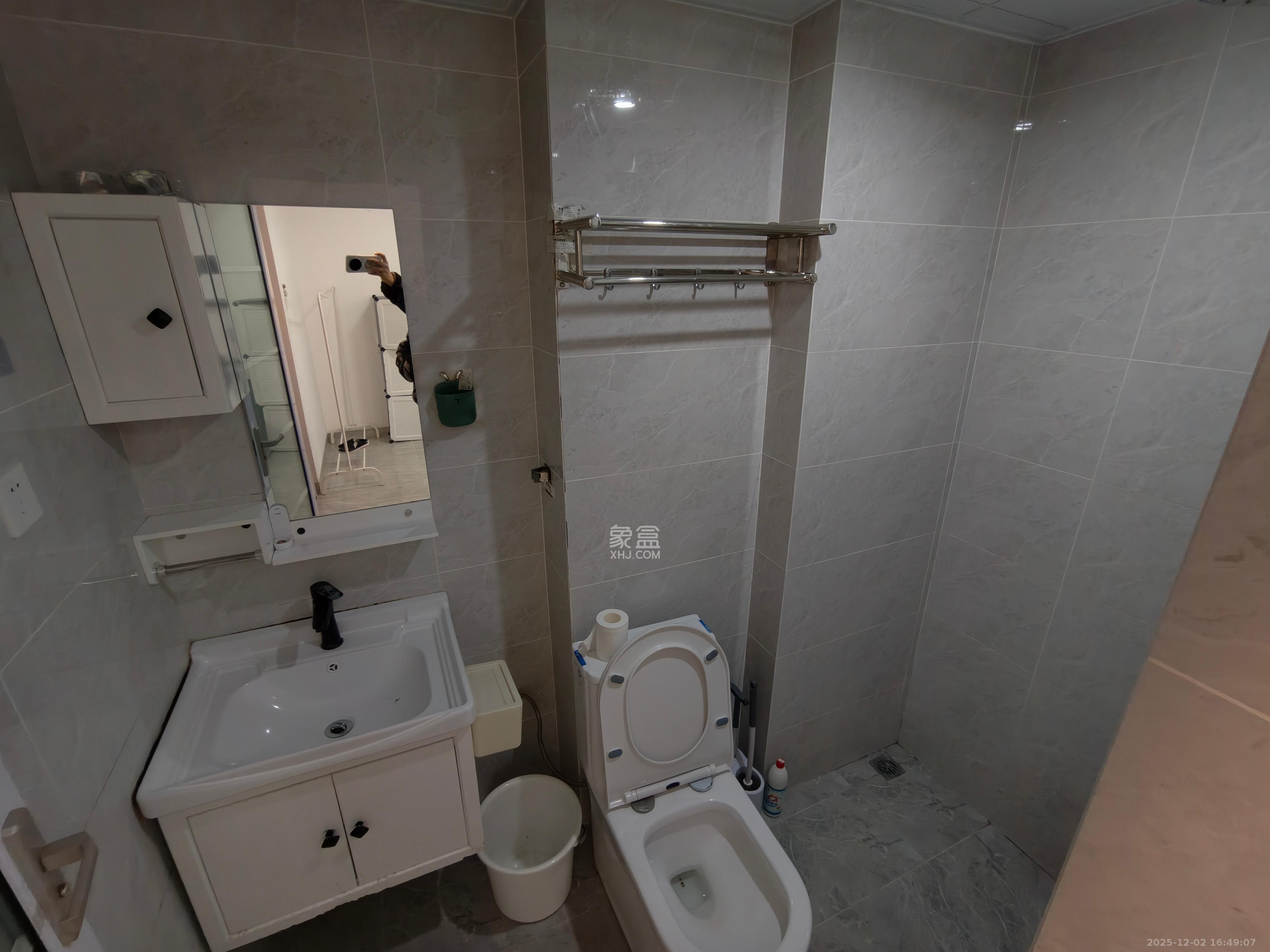 天健城 1室0厅1卫 1800.0元/月 天健城 1室0厅1卫 1800.0元/月室内图