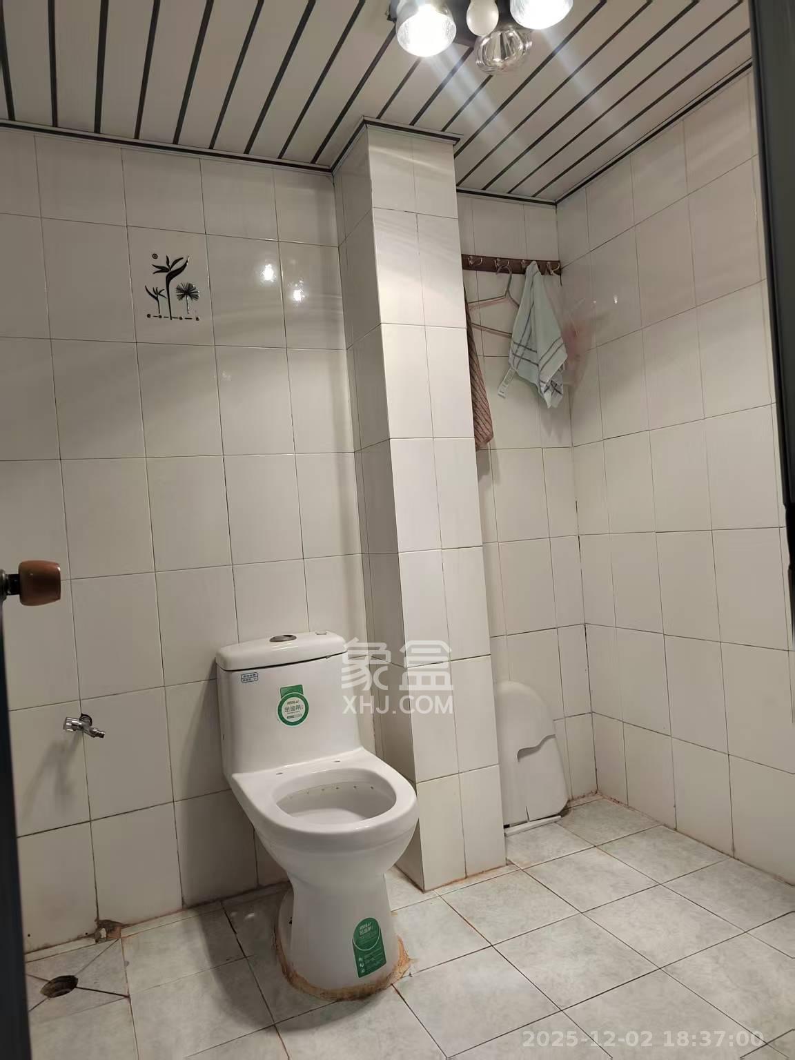 宏景名厦 3室2厅2卫 2400.0元/月 宏景名厦 3室2厅2卫 2400.0元/月室内图