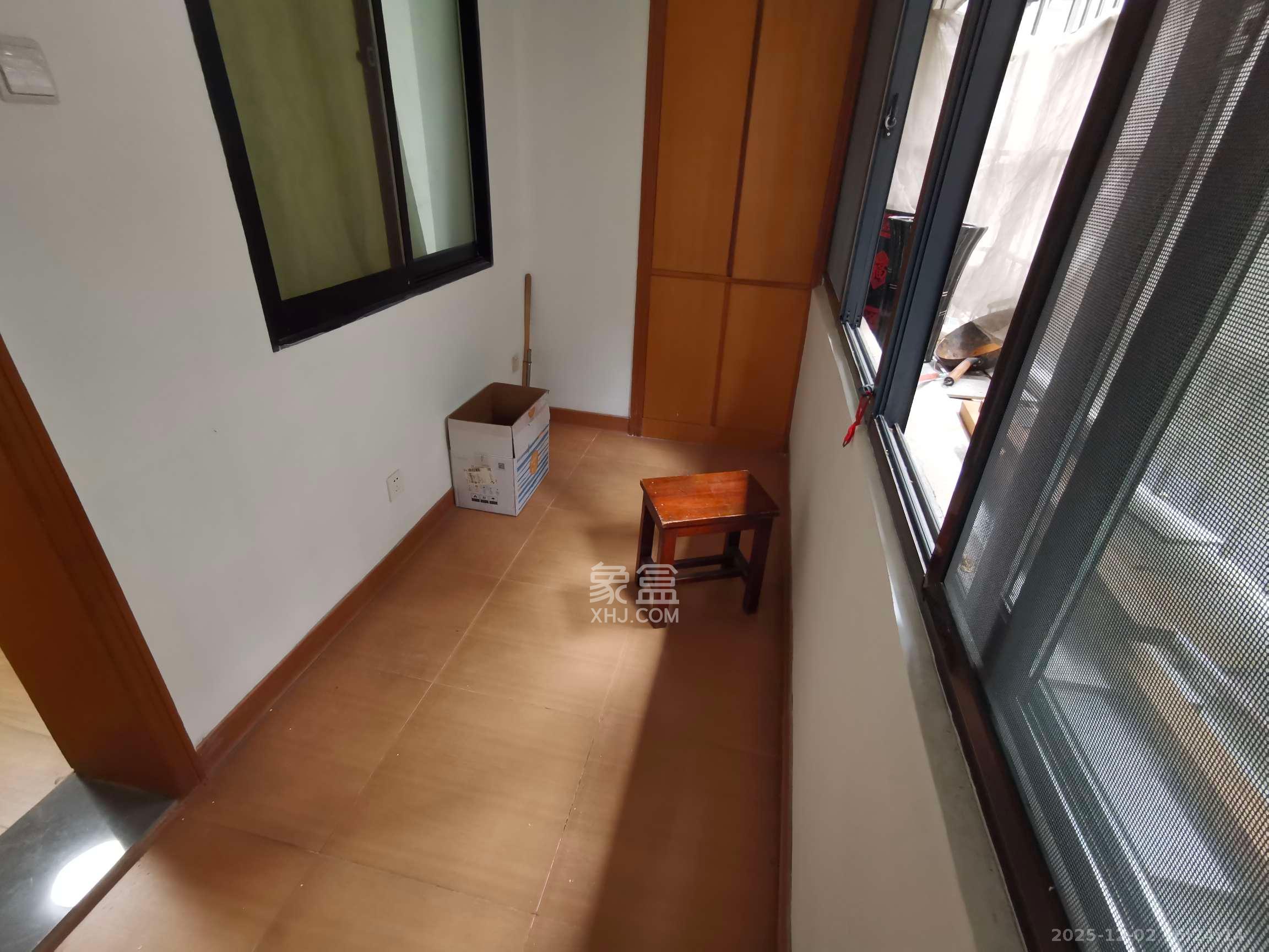 长岭包装宿舍 3室1厅1卫 2200.0元/月 长岭包装宿舍 3室1厅1卫 2200.0元/月室内图