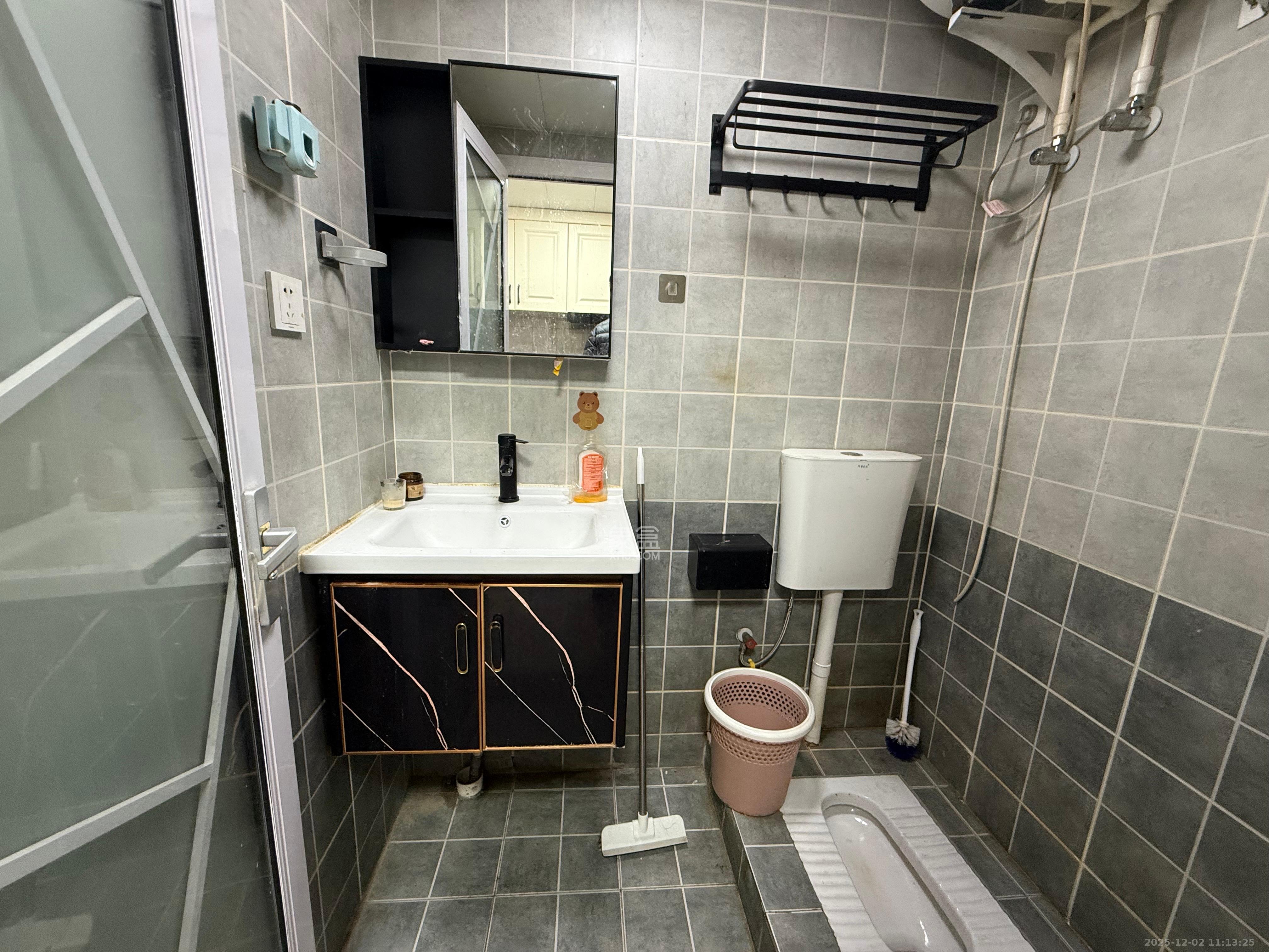 金地铂悦  1室0厅0卫    1100.0元/月室内图