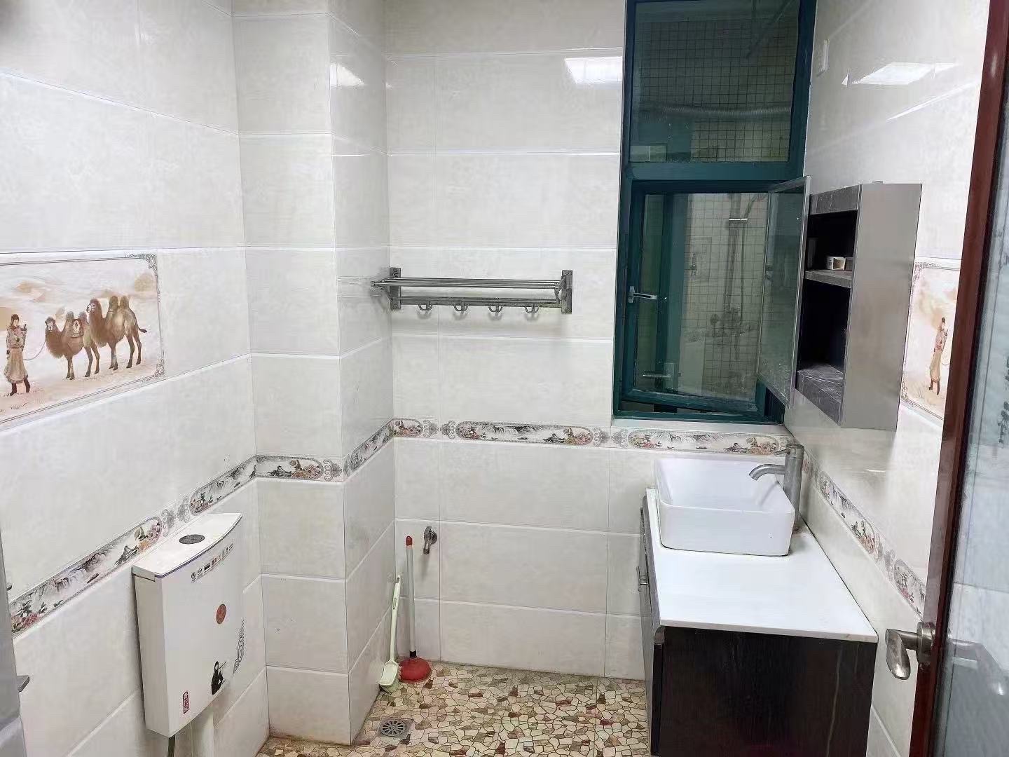 俊景花园  1室0厅0卫    2200.0元/月室内图