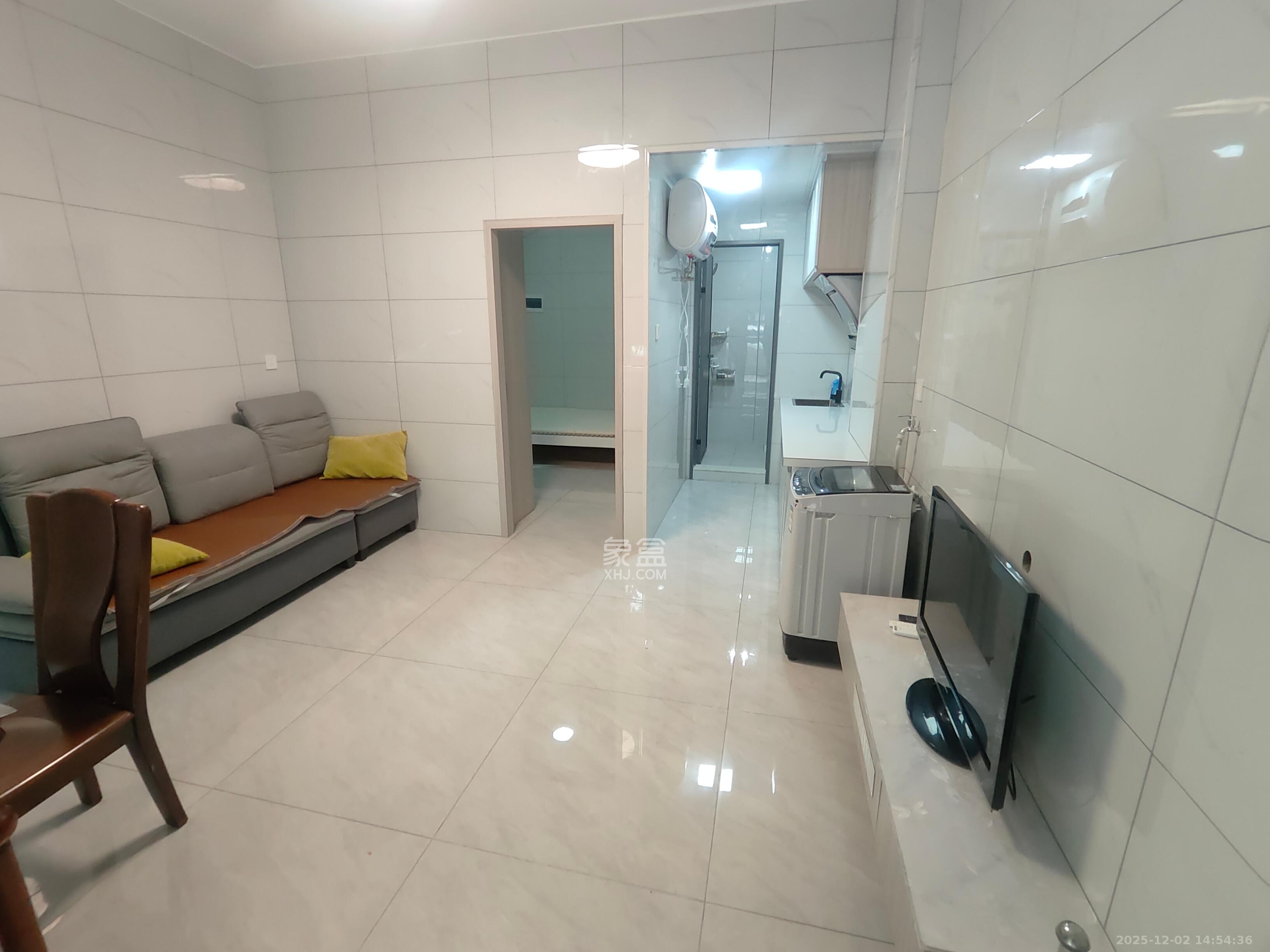 麓谷加州阳光 1室1厅1卫 1600.0元/月 麓谷加州阳光 1室1厅1卫 1600.0元/月室内图