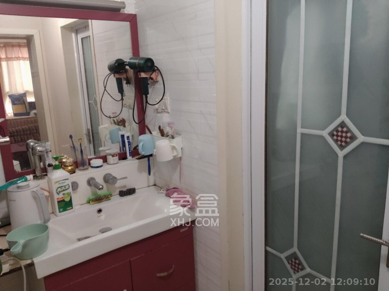 都江新城(都江新苑) 3室1厅2卫 2700.0元/月 都江新城(都江新苑) 3室1厅2卫 2700.0元/月室内图