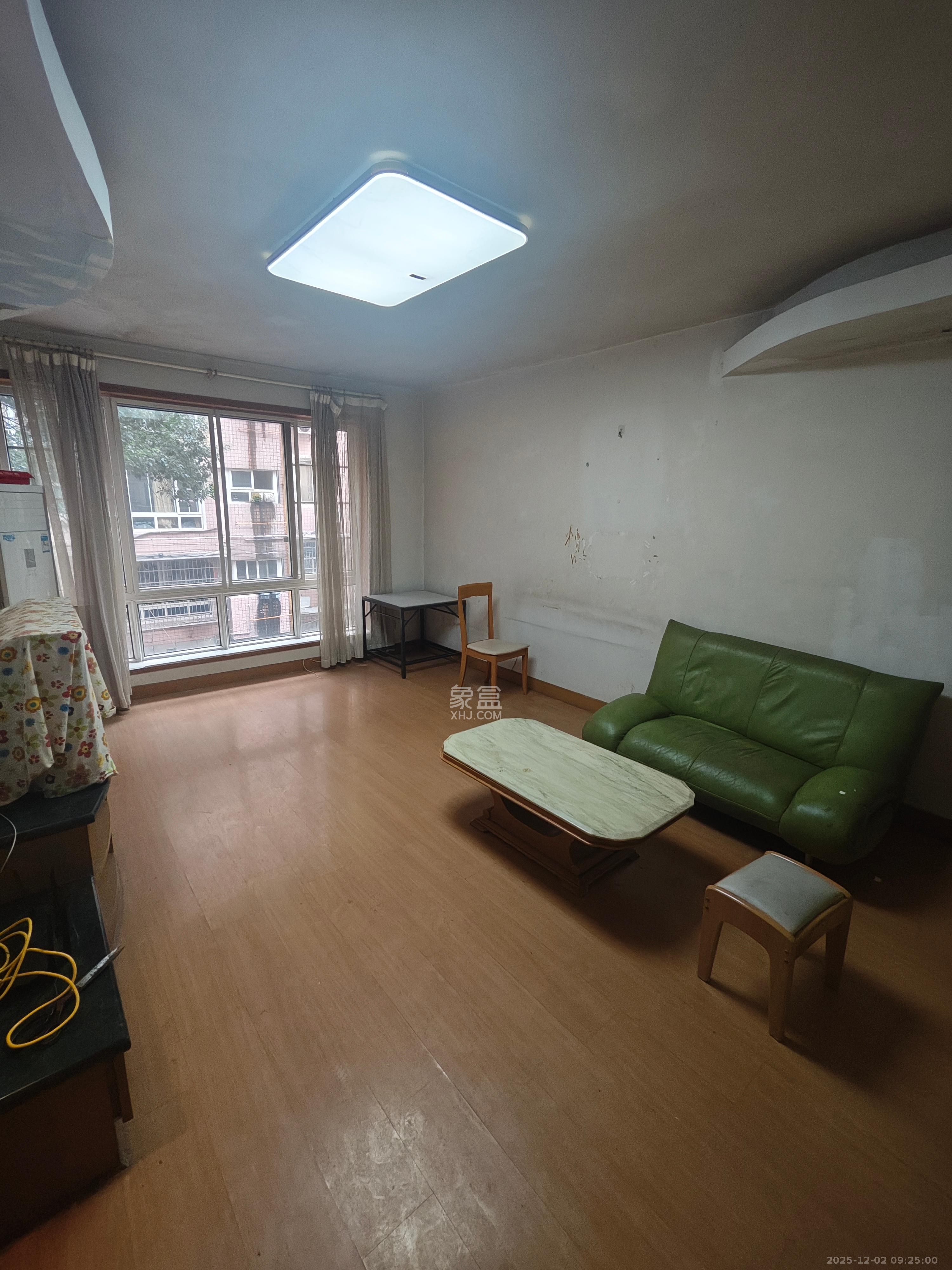 海华锦园  2室1厅1卫    1600.0元/月