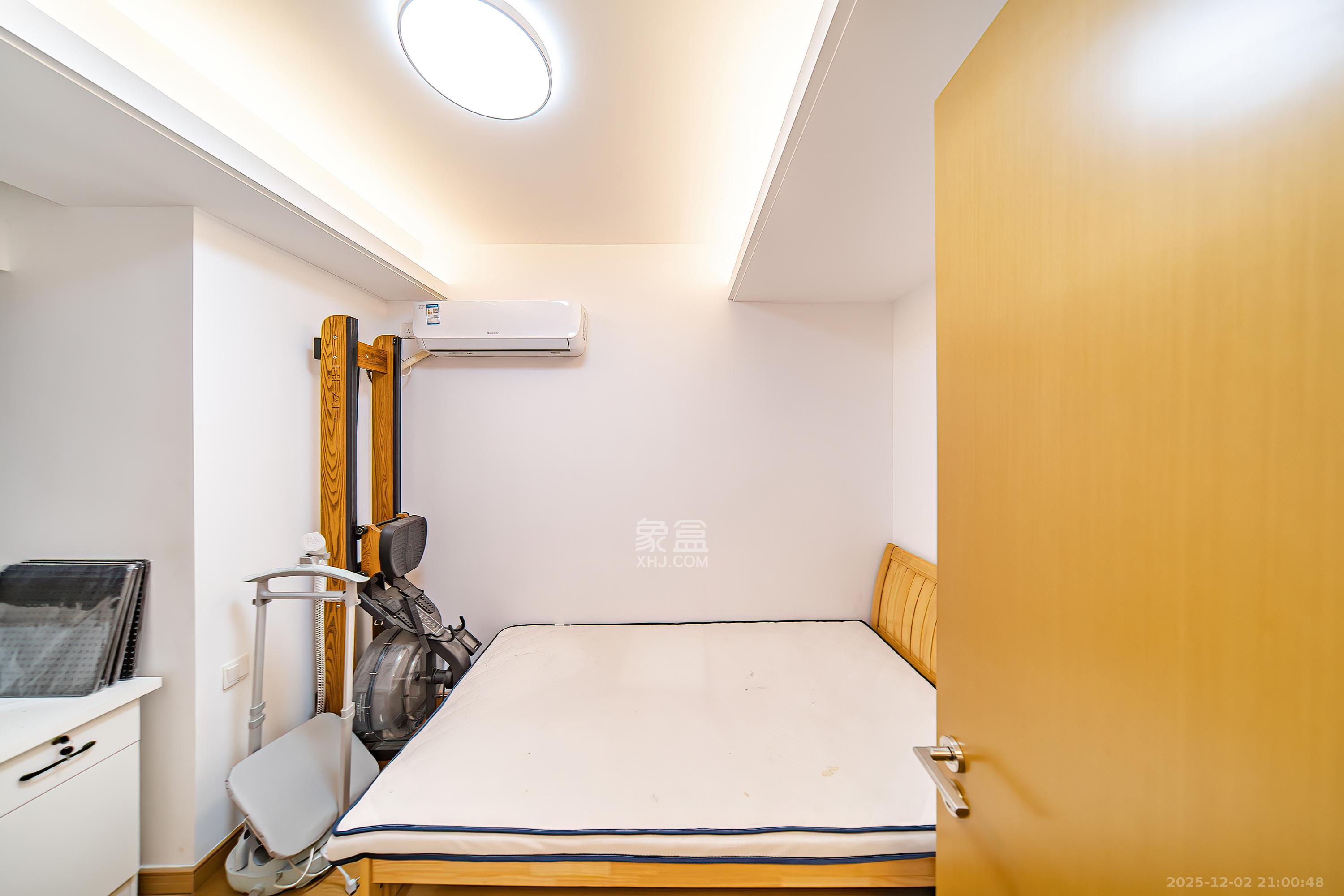 新力紫园 3室2厅1卫 92.0万 新力紫园 3室2厅1卫 92.0万卧室