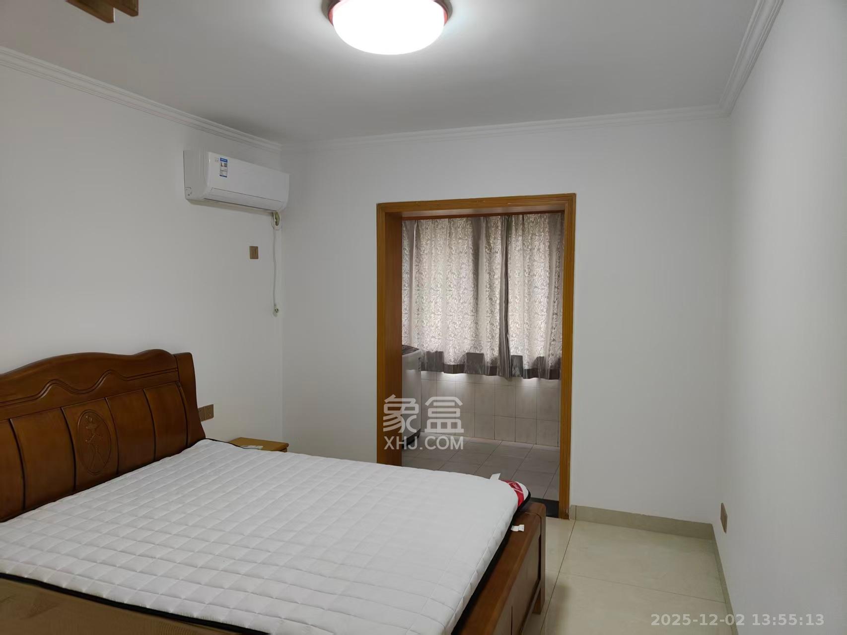 阳光花园 1室1厅1卫 1600.0元/月 阳光花园 1室1厅1卫 1600.0元/月室内图