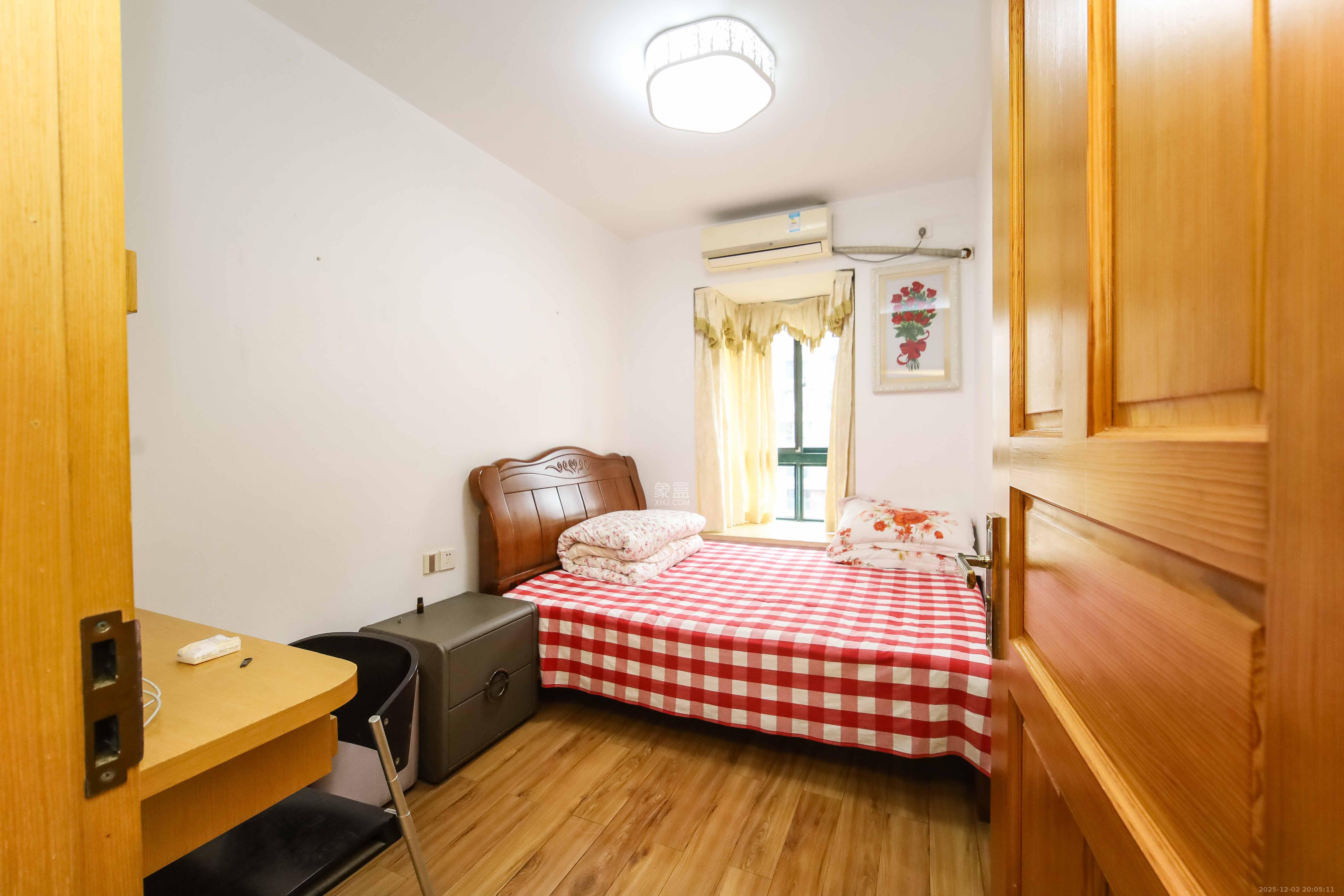 东玺门 3室2厅1卫 73.0万 东玺门 3室2厅1卫 73.0万卧室