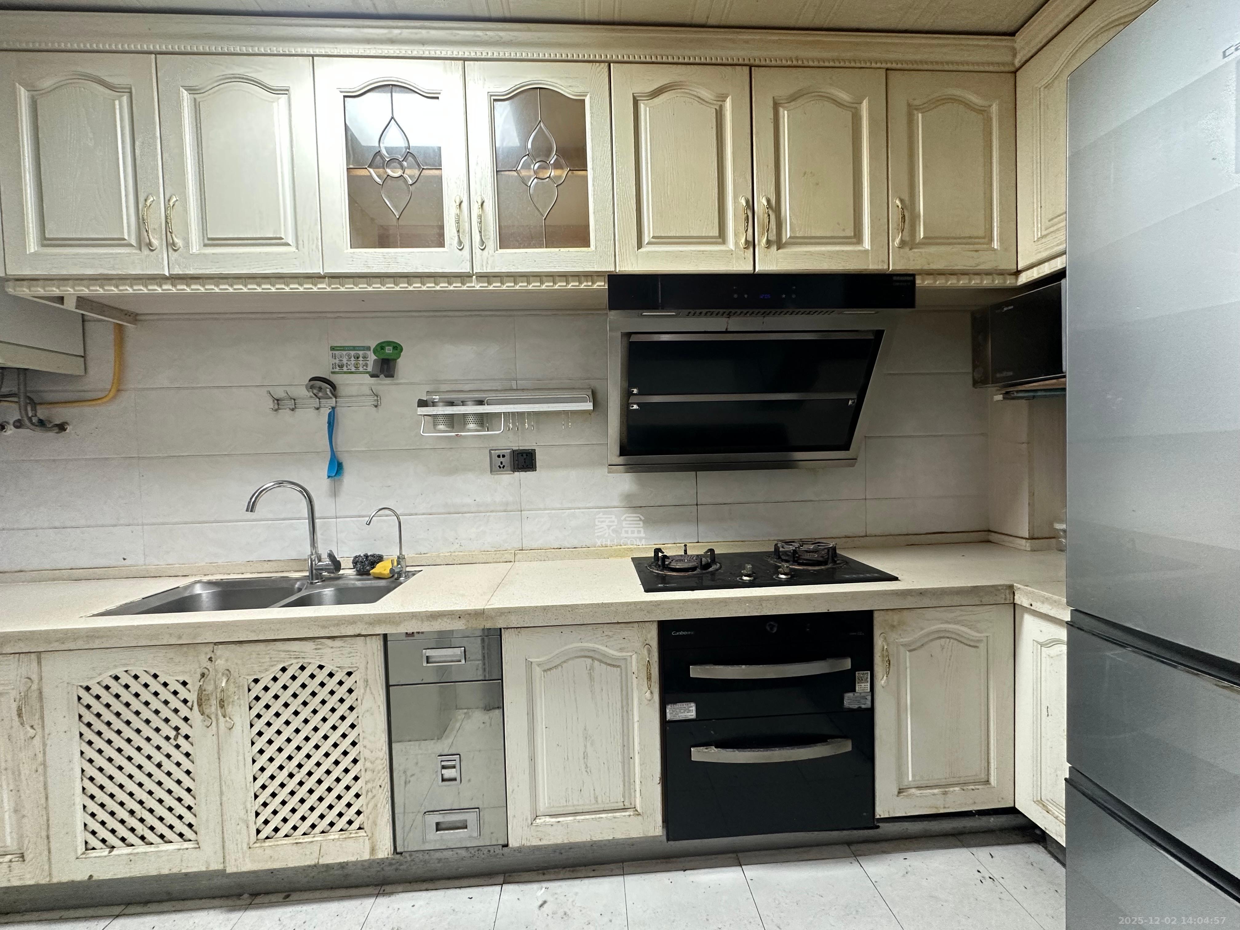 保利麓谷林语C区 4室2厅2卫 3000.0元/月 保利麓谷林语C区 4室2厅2卫 3000.0元/月室内图