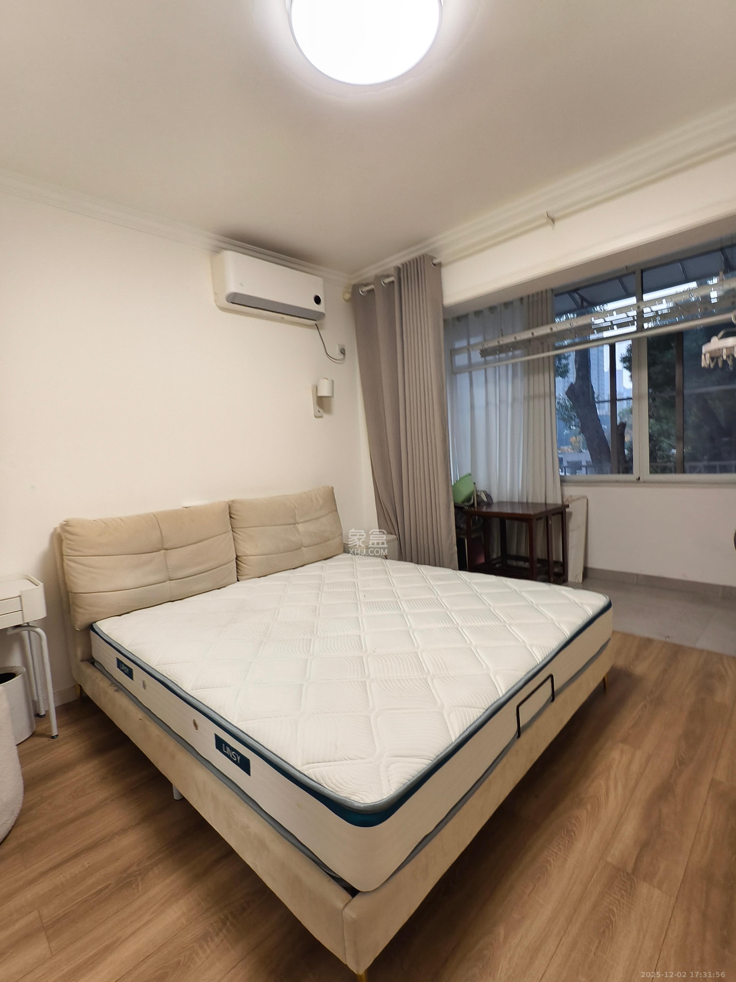 长岭水电八局宿舍  3室1厅1卫    2500.0元/月室内图