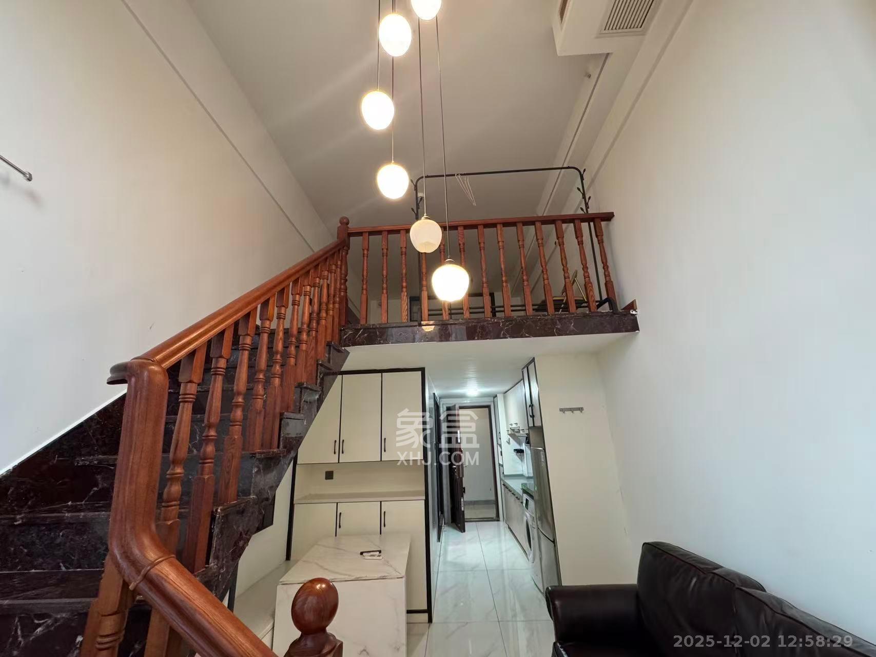 华润翡翠府  1室1厅1卫    1400.0元/月