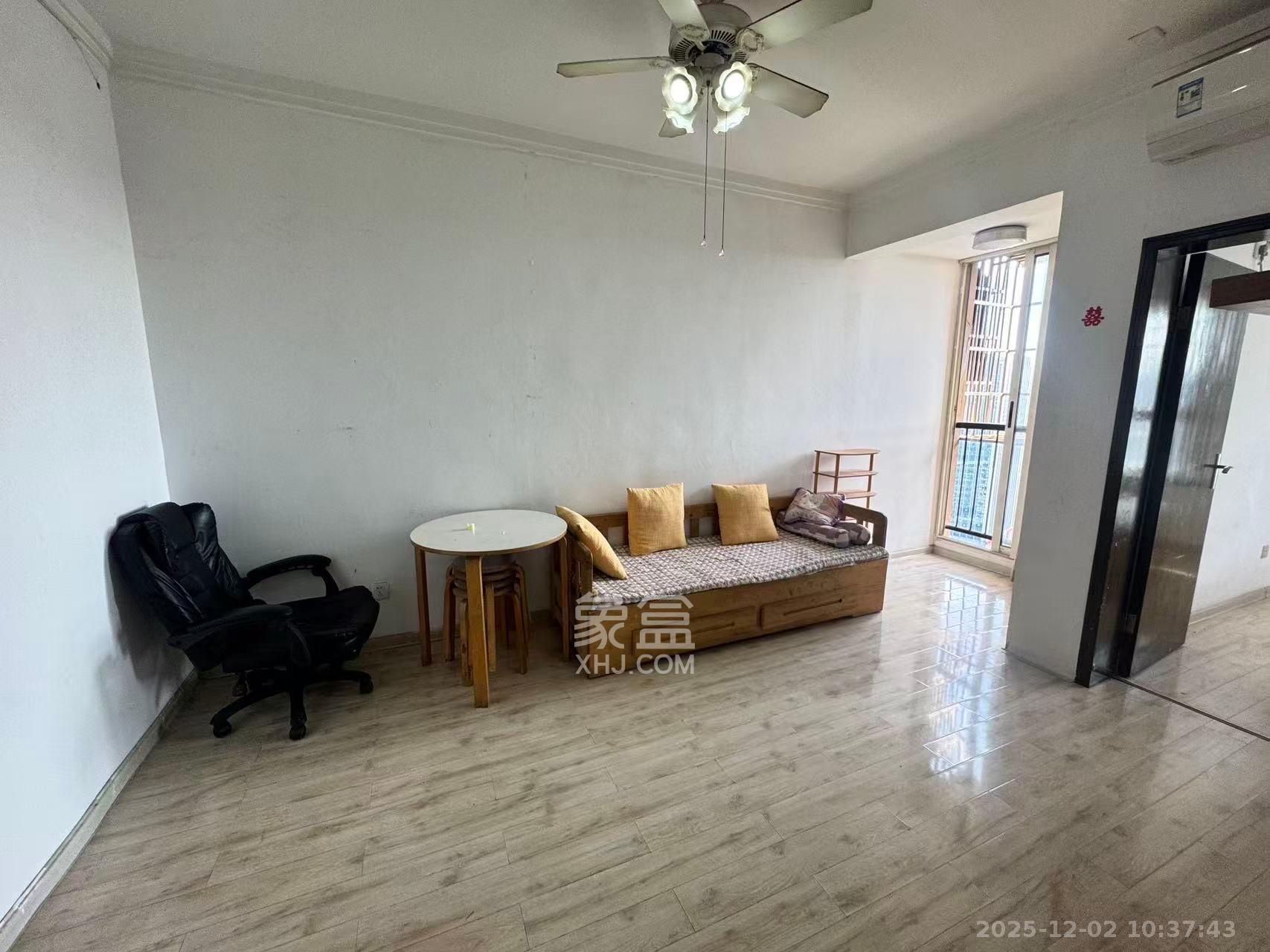 白沙晶城  1室1厅1卫    1700.0元/月室内图