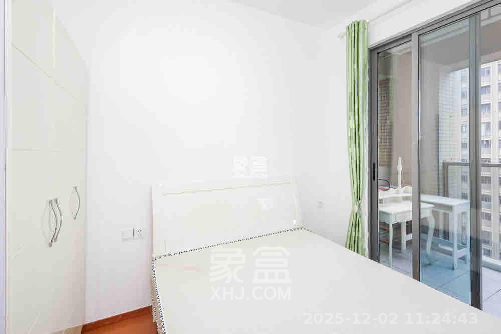 八方小区C区  1室2厅2卫    3800.0元/月室内图