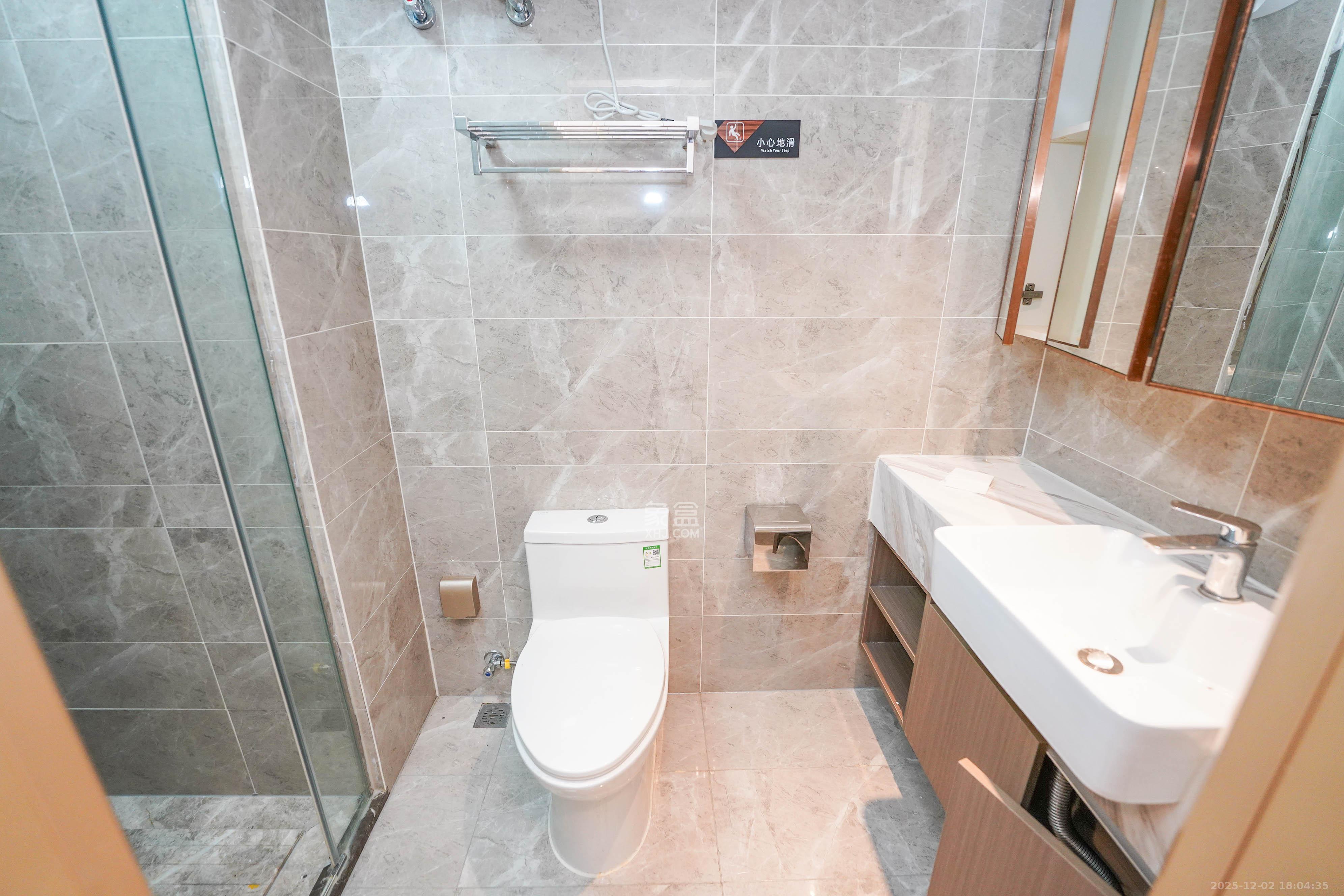 福天藏郡院子 1室1厅1卫 19.8万 福天藏郡院子 1室1厅1卫 19.8万卫生间