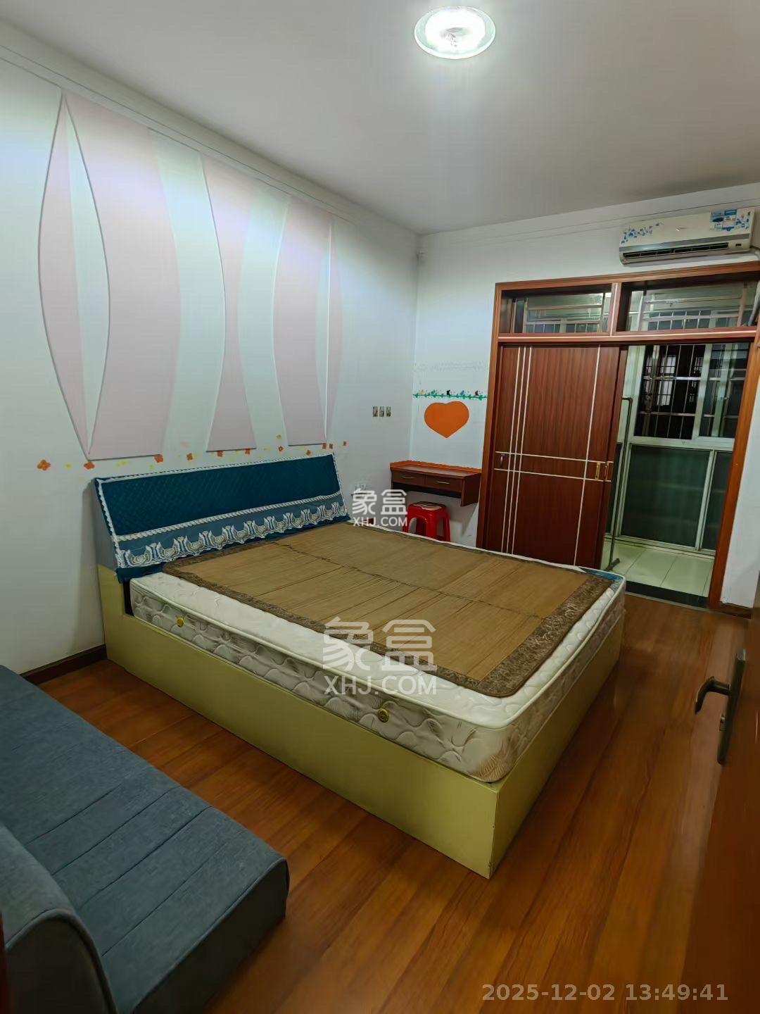 湘绣城 2室2厅1卫 1200.0元/月 湘绣城 2室2厅1卫 1200.0元/月室内图