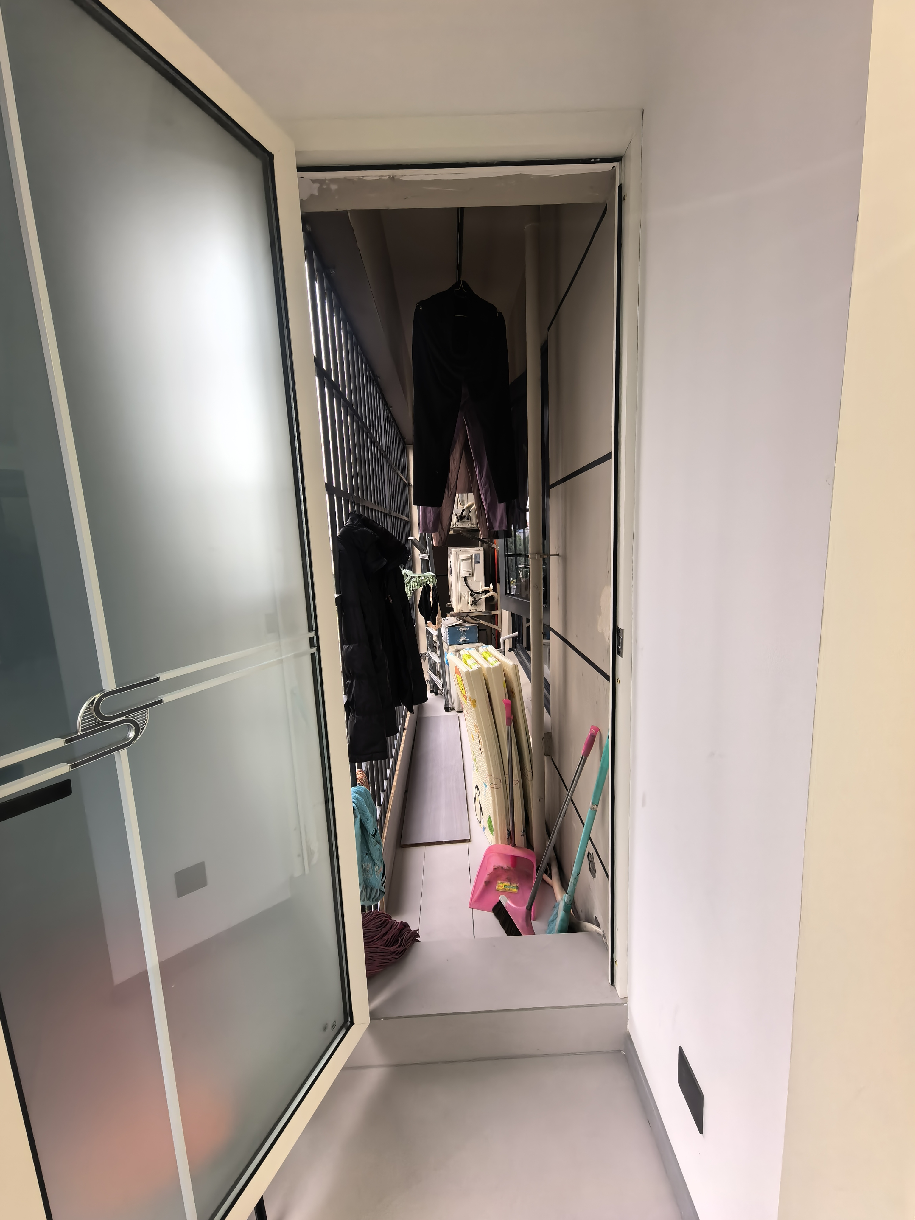 荣盛花语书苑  3室2厅1卫    1800.0元/月室内图