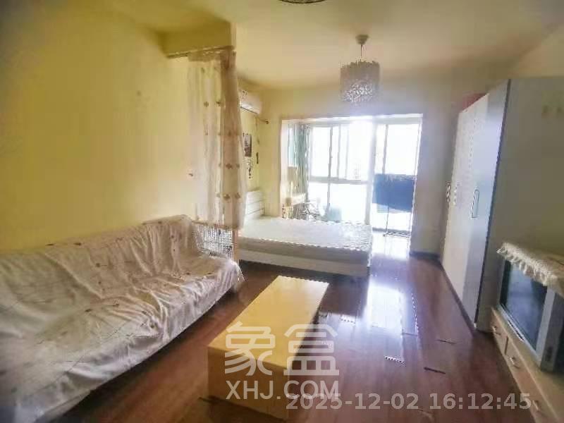 美林银谷  1室1厅1卫    1700.0元/月