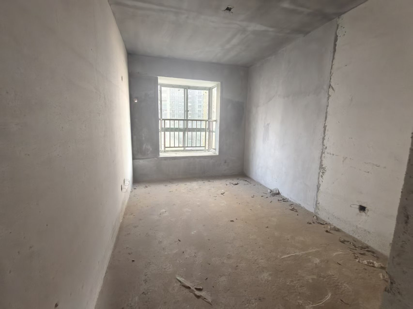 孙水明珠 4室2厅2卫 45.8万 孙水明珠 4室2厅2卫 45.8万客厅