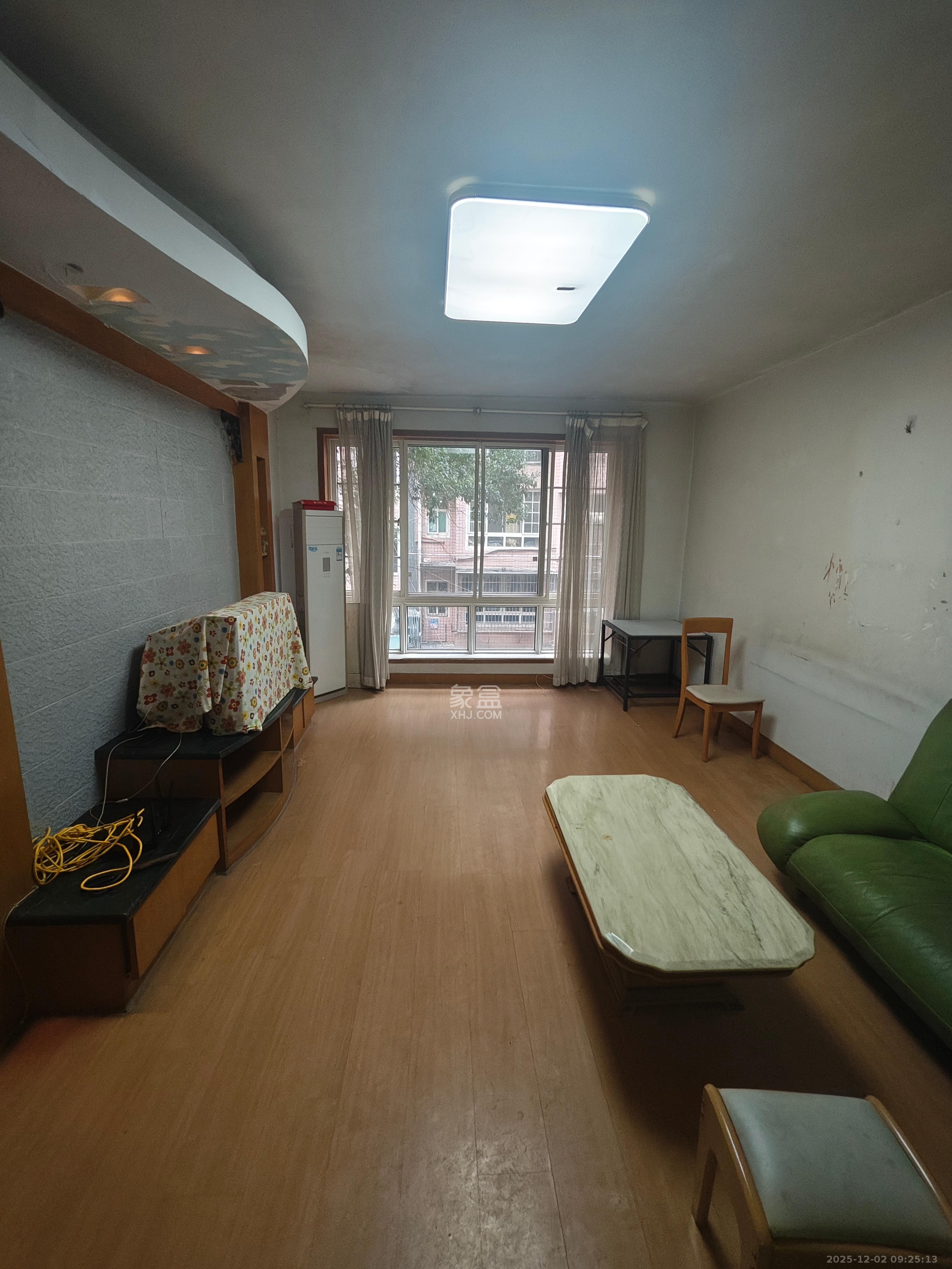 海华锦园 2室1厅1卫 1600.0元/月 海华锦园 2室1厅1卫 1600.0元/月室内图