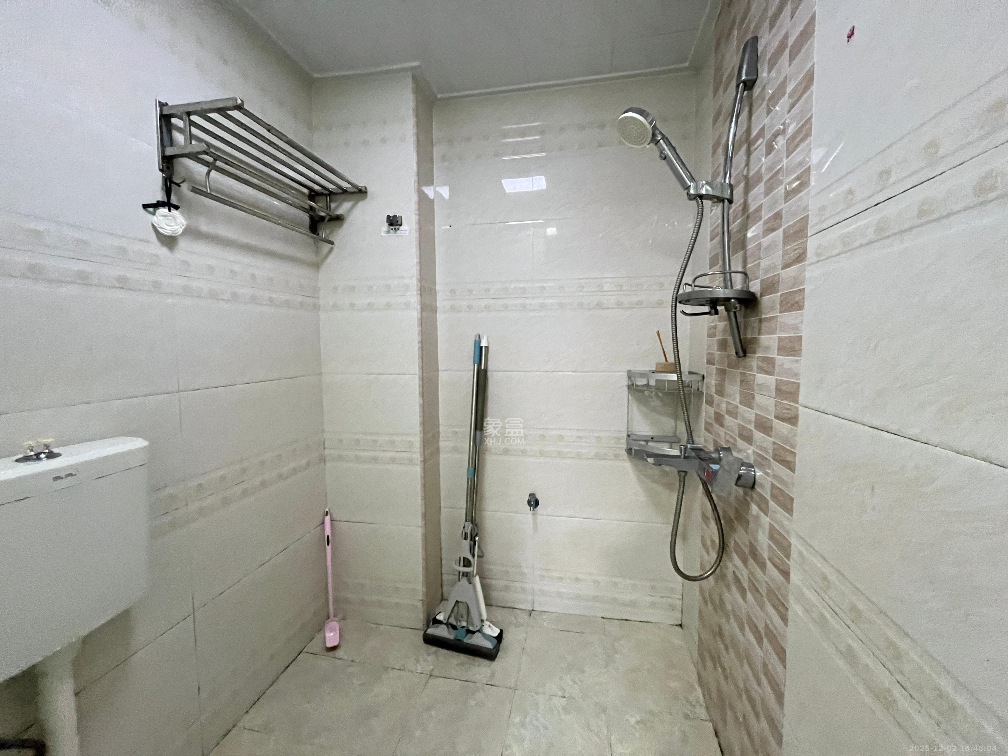 北辰三角洲E3区 1室1厅1卫 2100.0元/月 北辰三角洲E3区 1室1厅1卫 2100.0元/月室内图