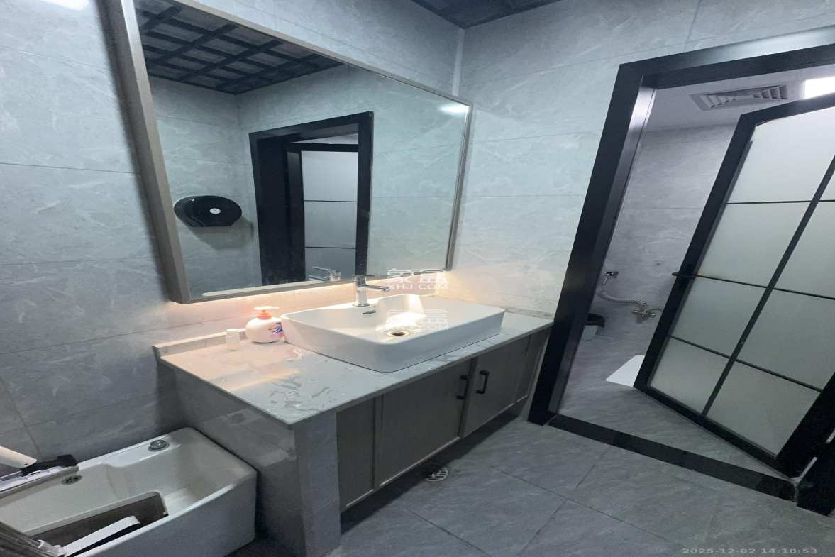 保利香槟国际 1室0厅0卫 5000.0元/月 保利香槟国际 1室0厅0卫 5000.0元/月室内图