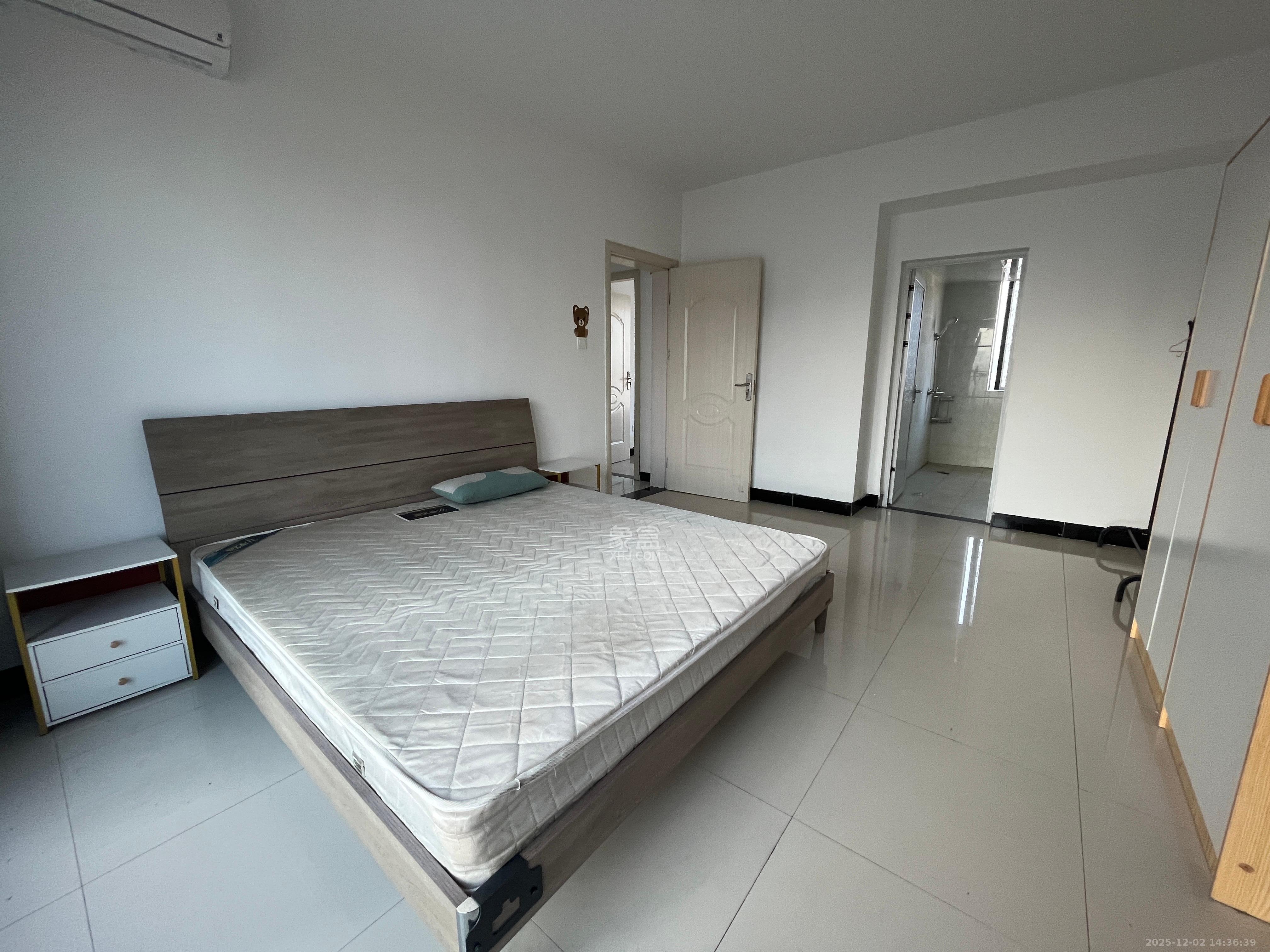 振业城二期 4室2厅2卫 3500.0元/月 振业城二期 4室2厅2卫 3500.0元/月室内图