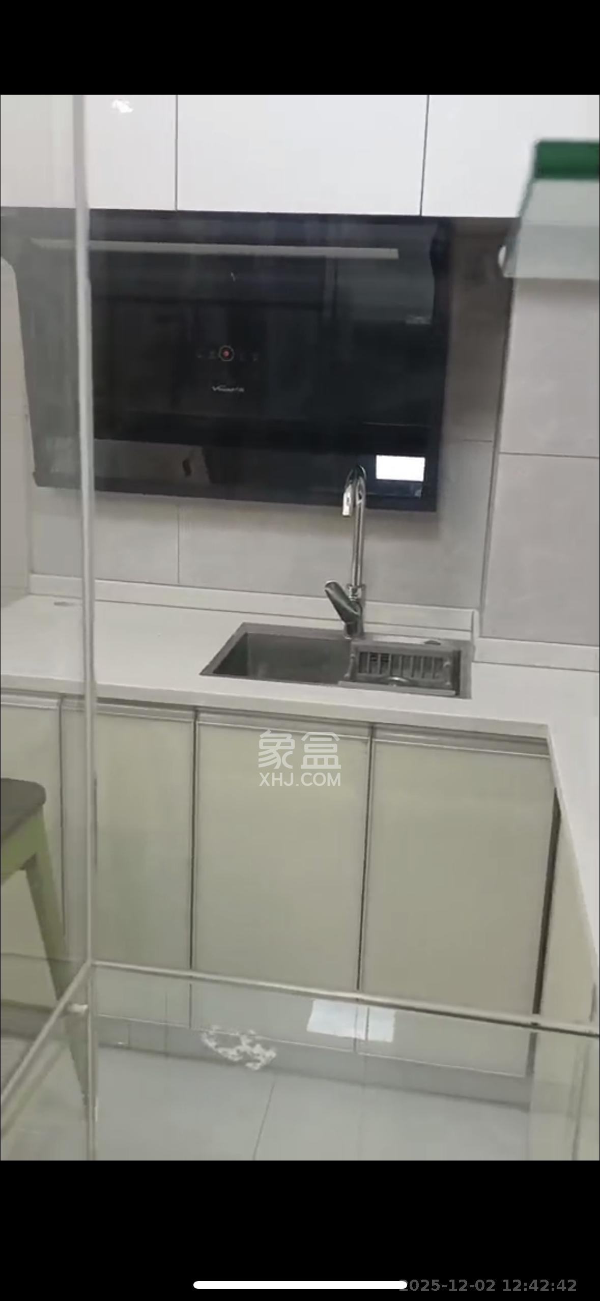 鄱阳汇金中心 1室0厅0卫 1400.0元/月 鄱阳汇金中心 1室0厅0卫 1400.0元/月室内图