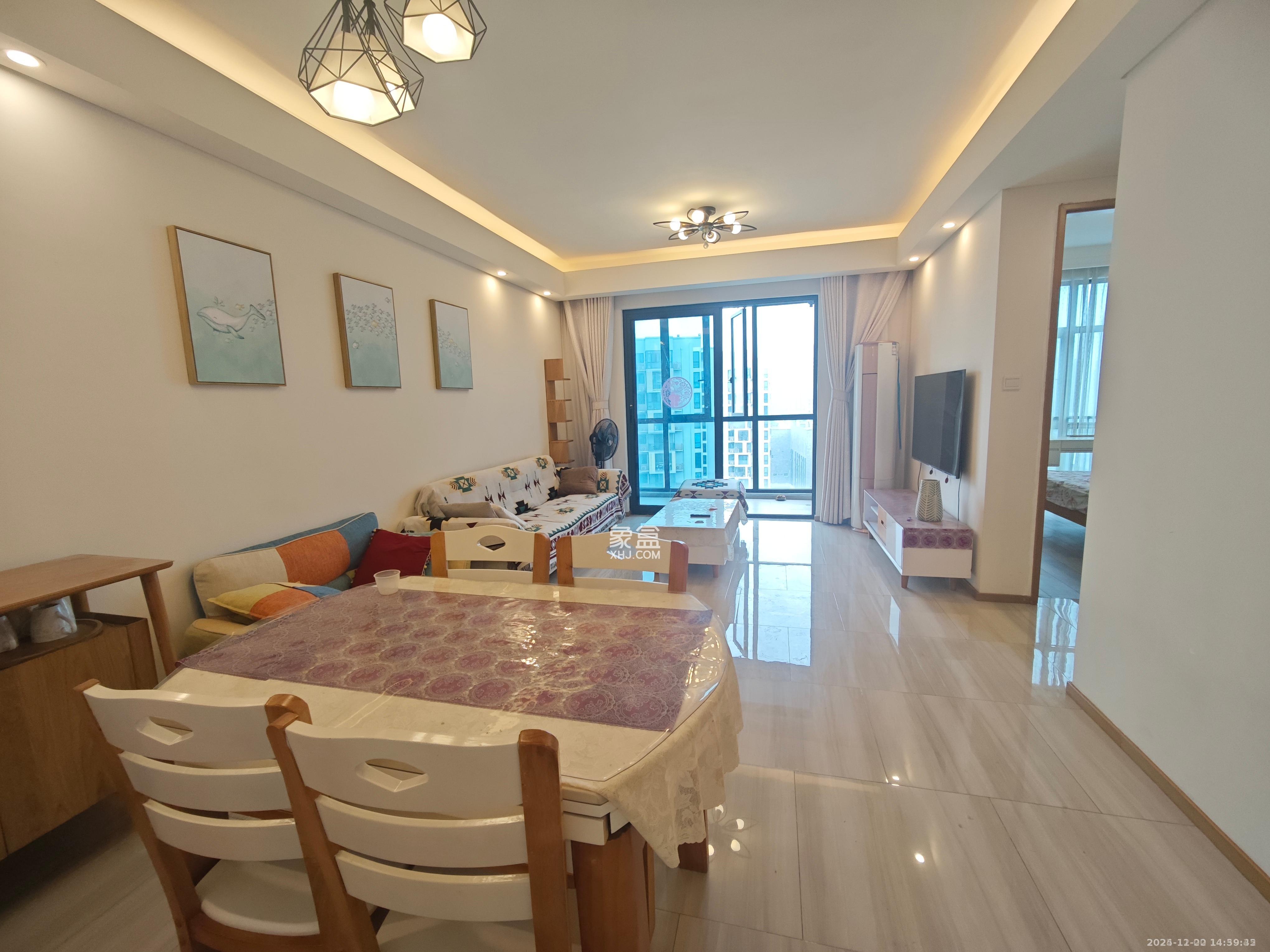 阳光100一期、四五期 3室2厅1卫 2800.0元/月 阳光100一期、四五期 3室2厅1卫 2800.0元/月室内图